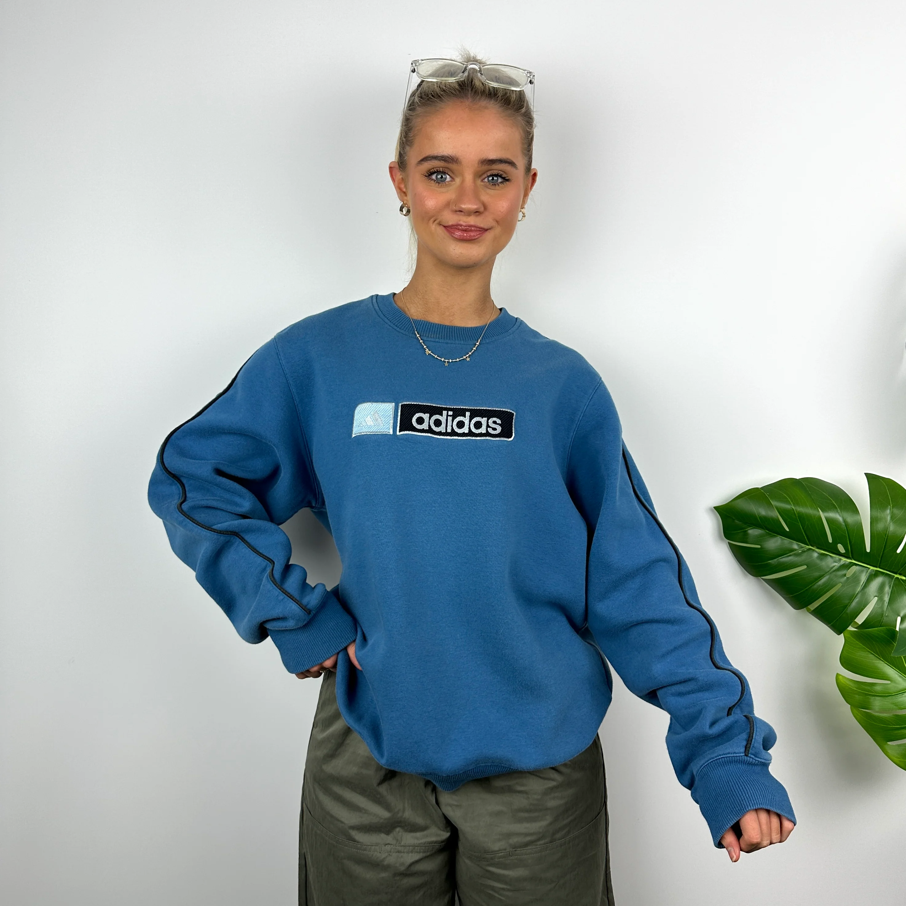 Adidas Blue Embroidered Spell Out Sweatshirt (M) - Image 3