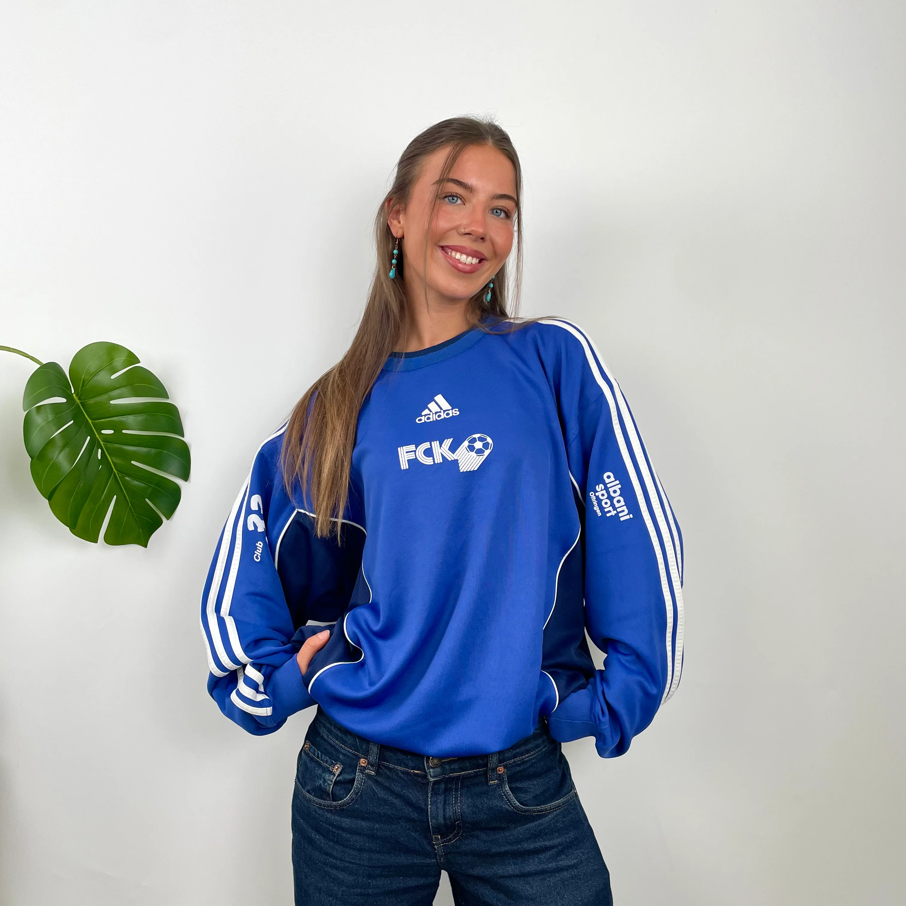 Adidas Blue Embroidered Spell Out Sweatshirt (L) - Image 3