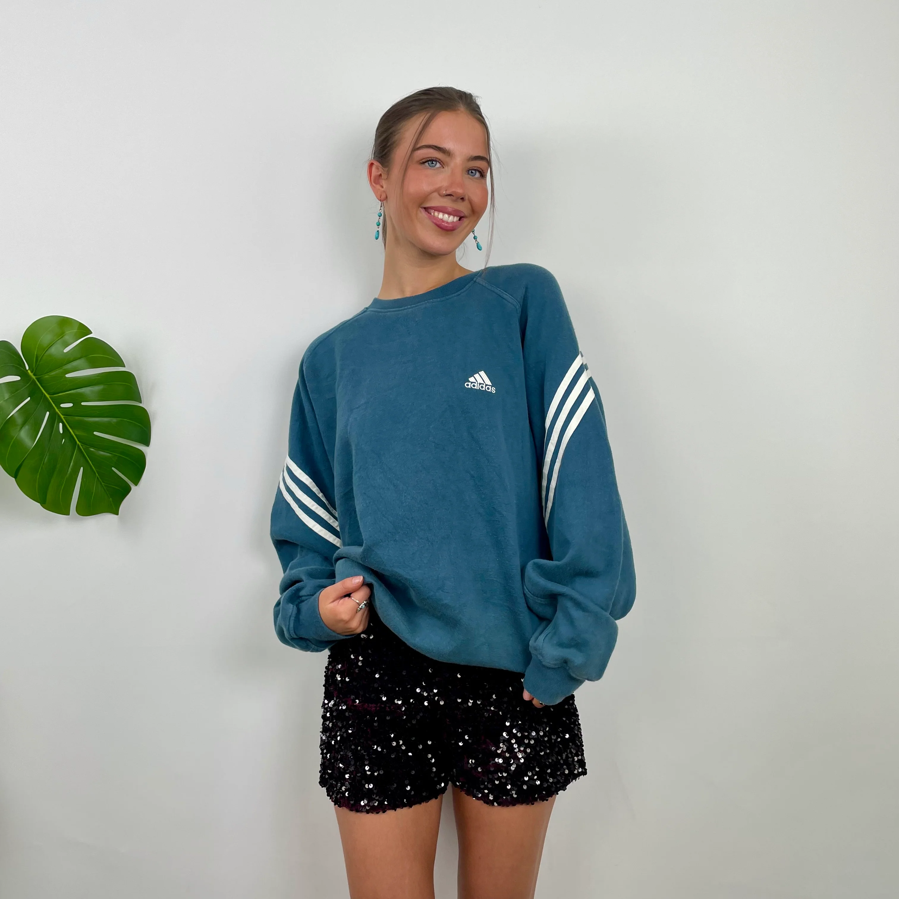 Adidas Blue Embroidered Spell Out Sweatshirt (XL) - Image 4