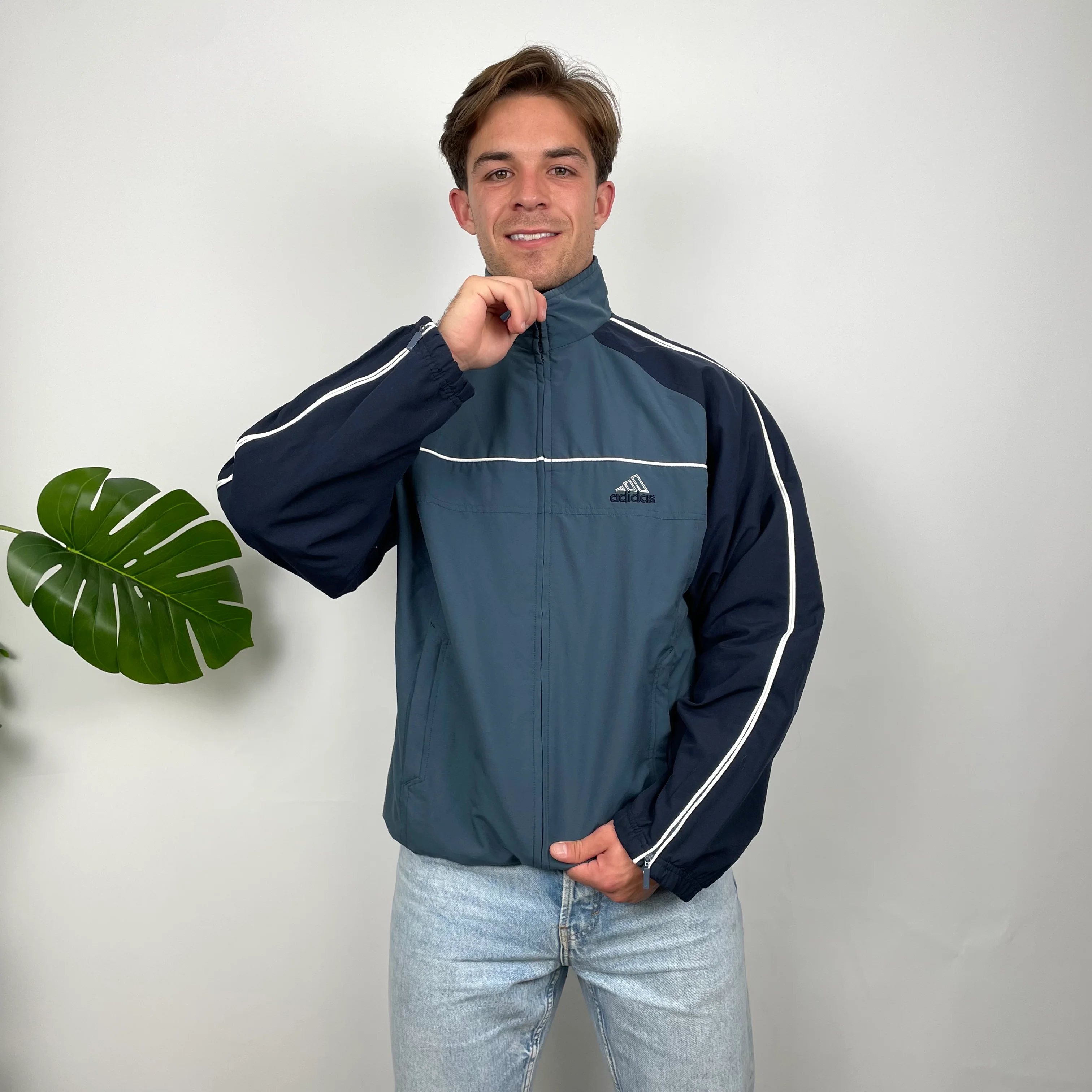 Adidas Embroidered Spell Out Grey Zip Up Windbreaker Jacket (L) - Image 4
