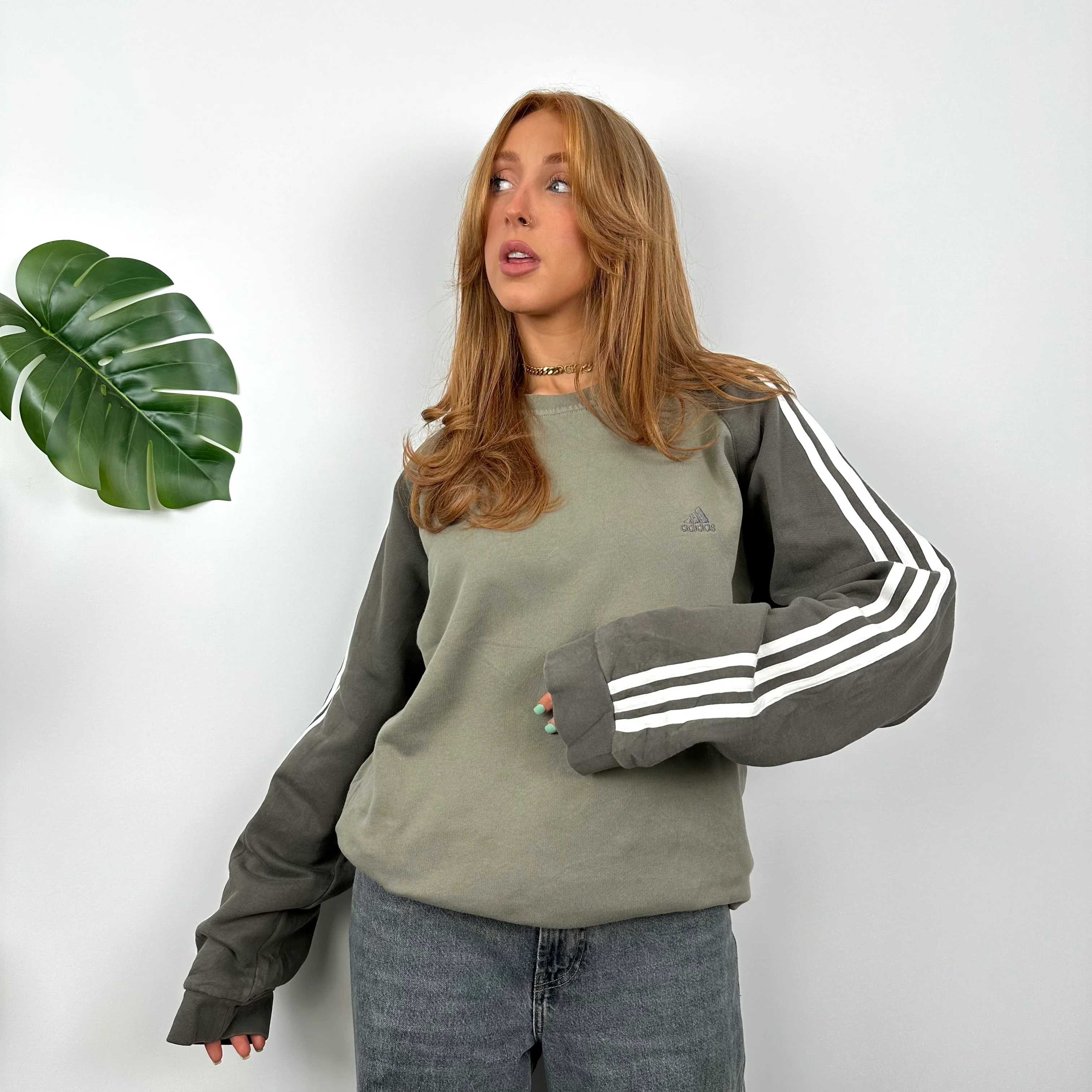 Adidas Green Embroidered Spell Out Sweatshirt (M) - Image 4