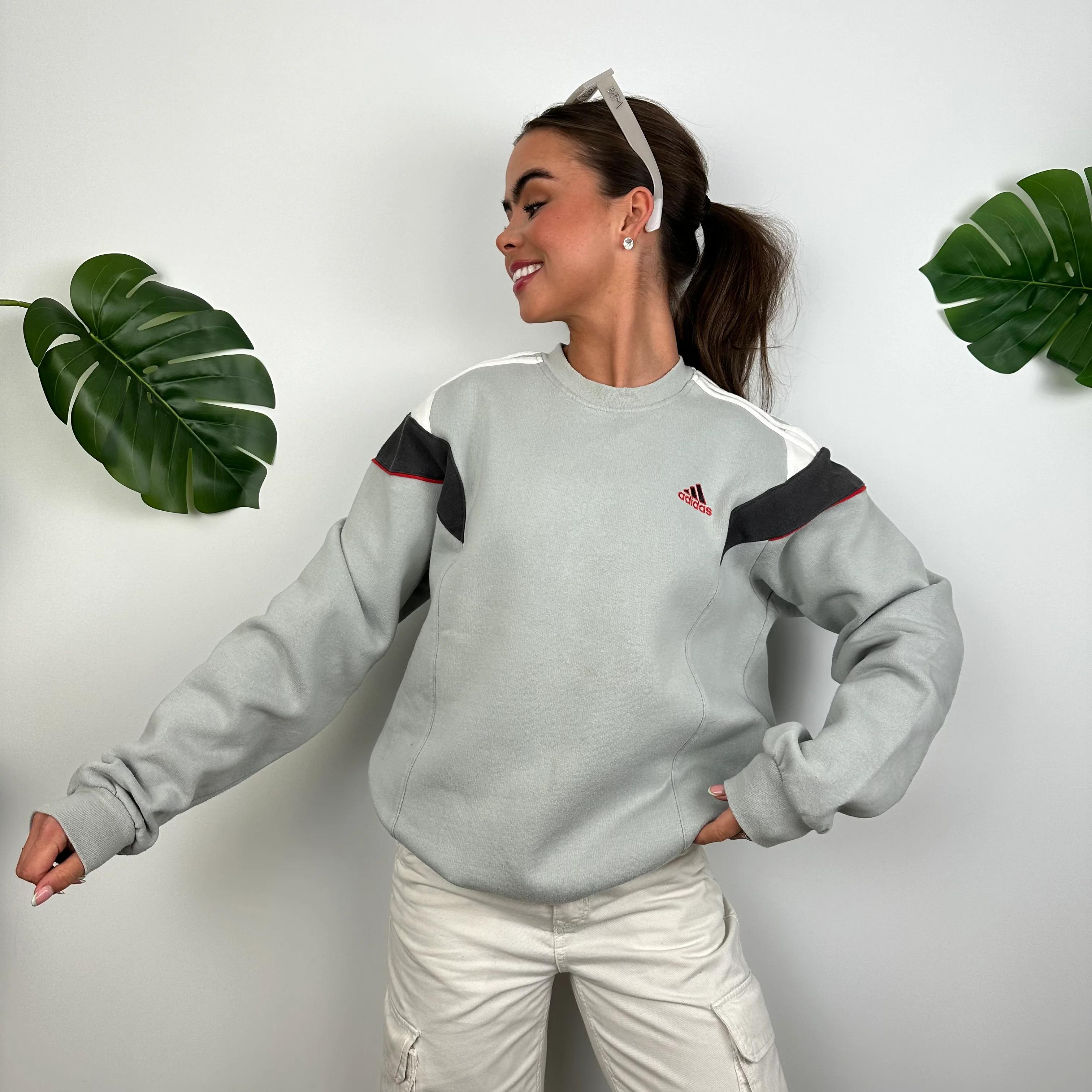 Adidas Grey Embroidered Spell Out Sweatshirt (M) - Image 5