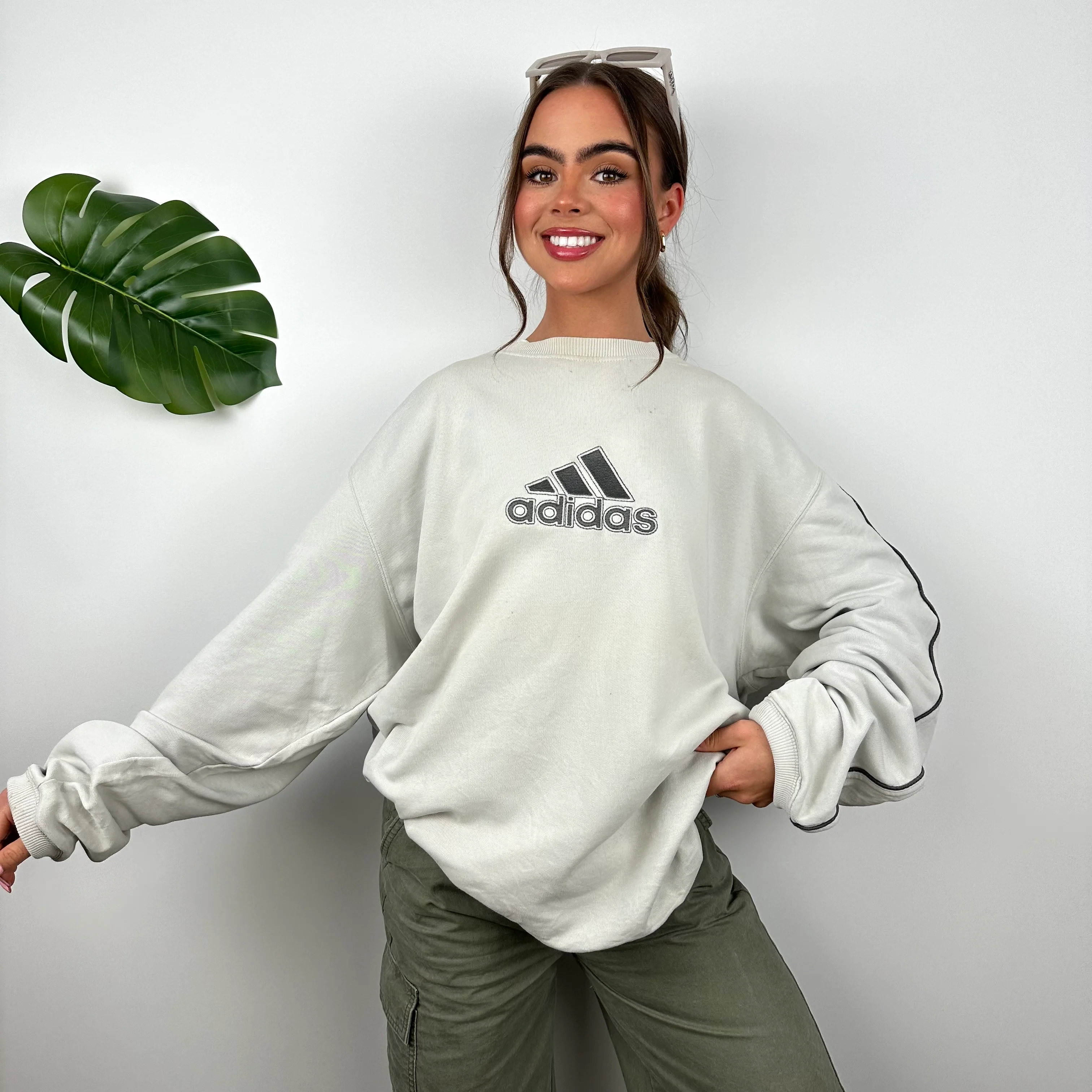 Adidas Grey Embroidered Spell Out Sweatshirt (M) - Image 3
