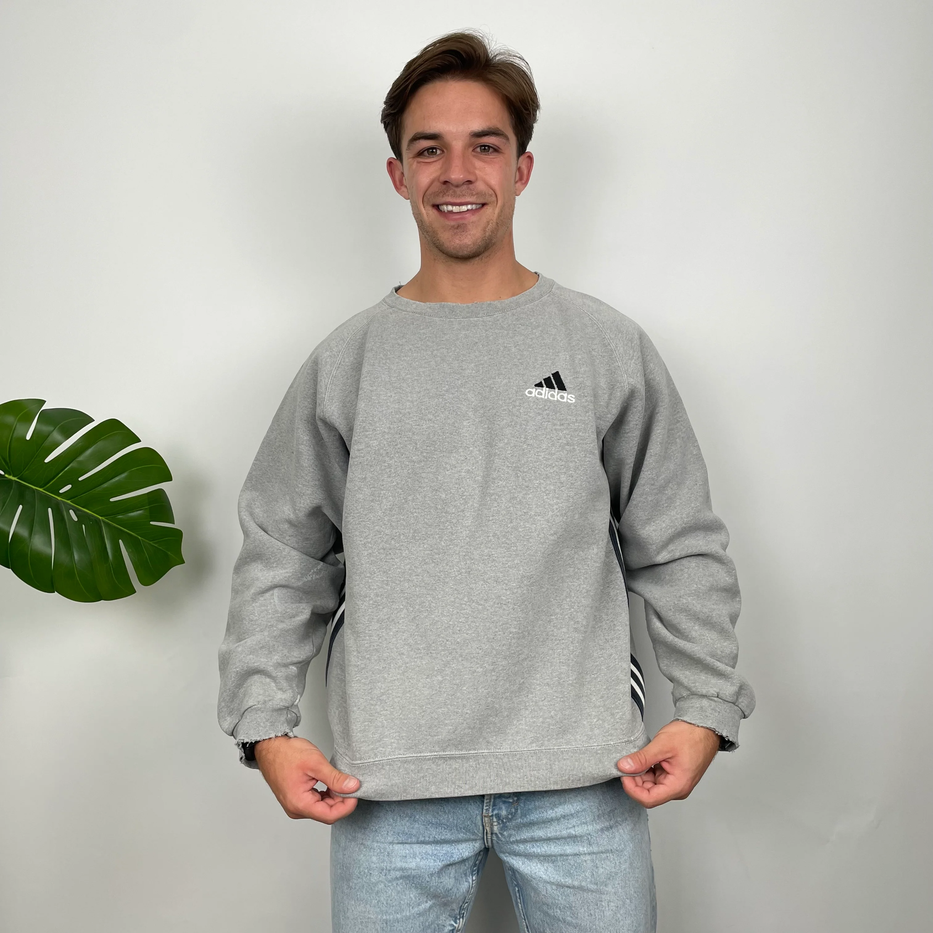 Adidas Grey Embroidered Spell Out Sweatshirt (M) - Image 4