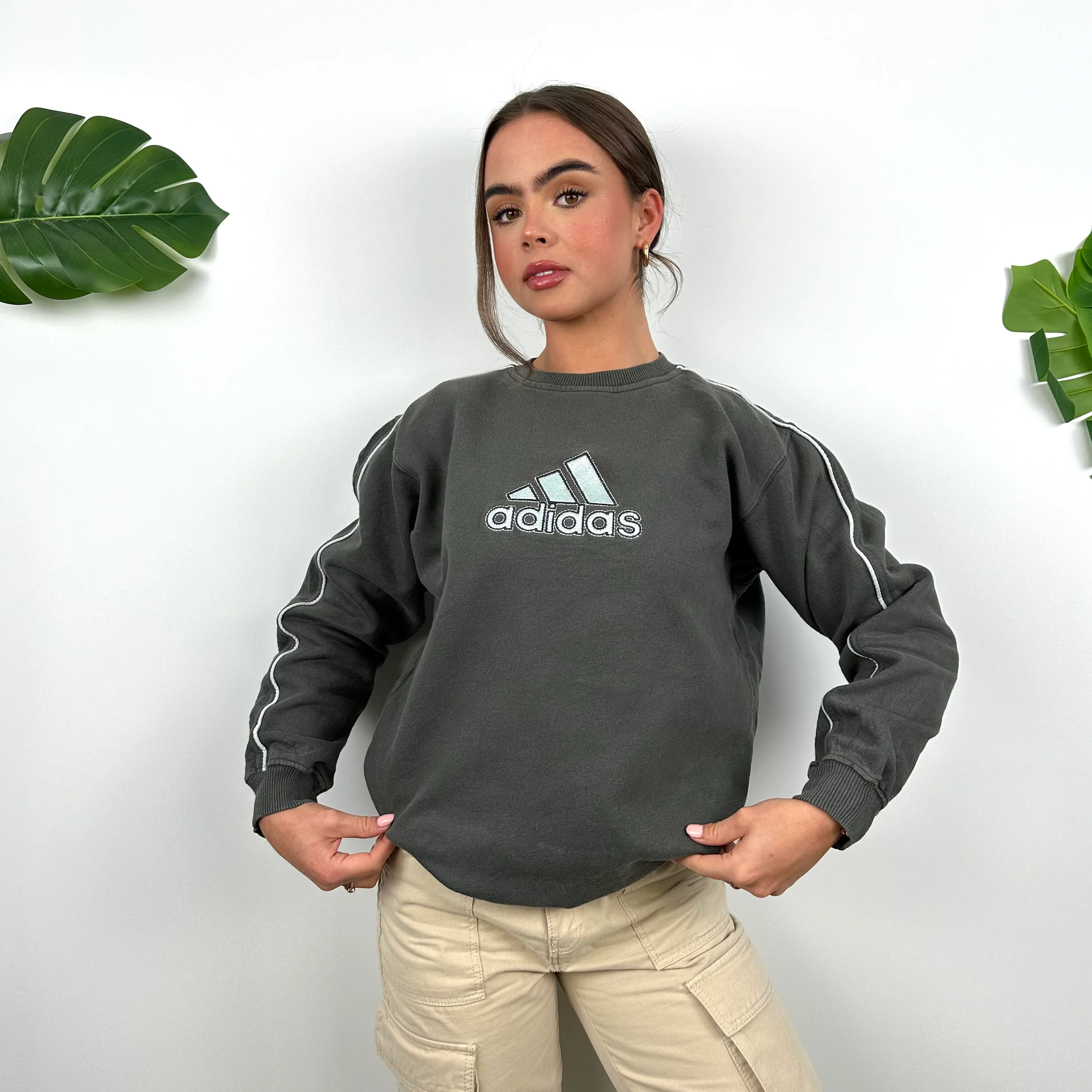 Adidas Grey Embroidered Spell Out Sweatshirt (S) - Image 4