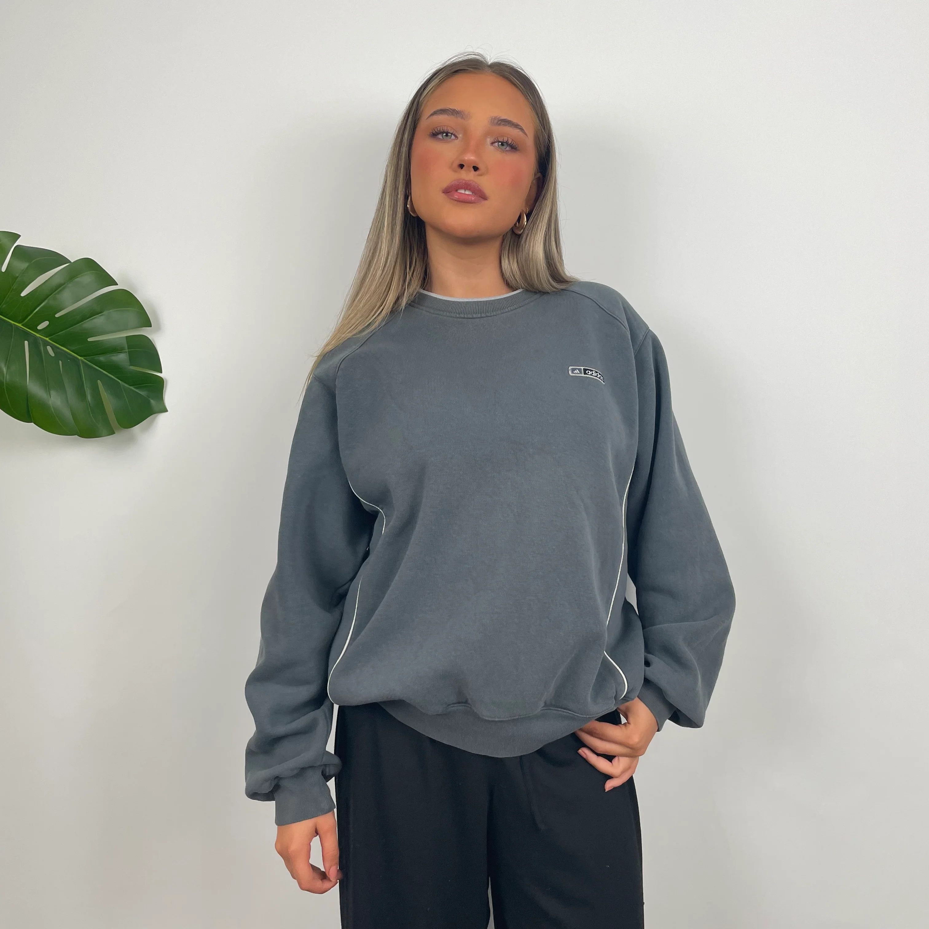Adidas Grey Embroidered Spell Out Sweatshirt (M) - Image 6