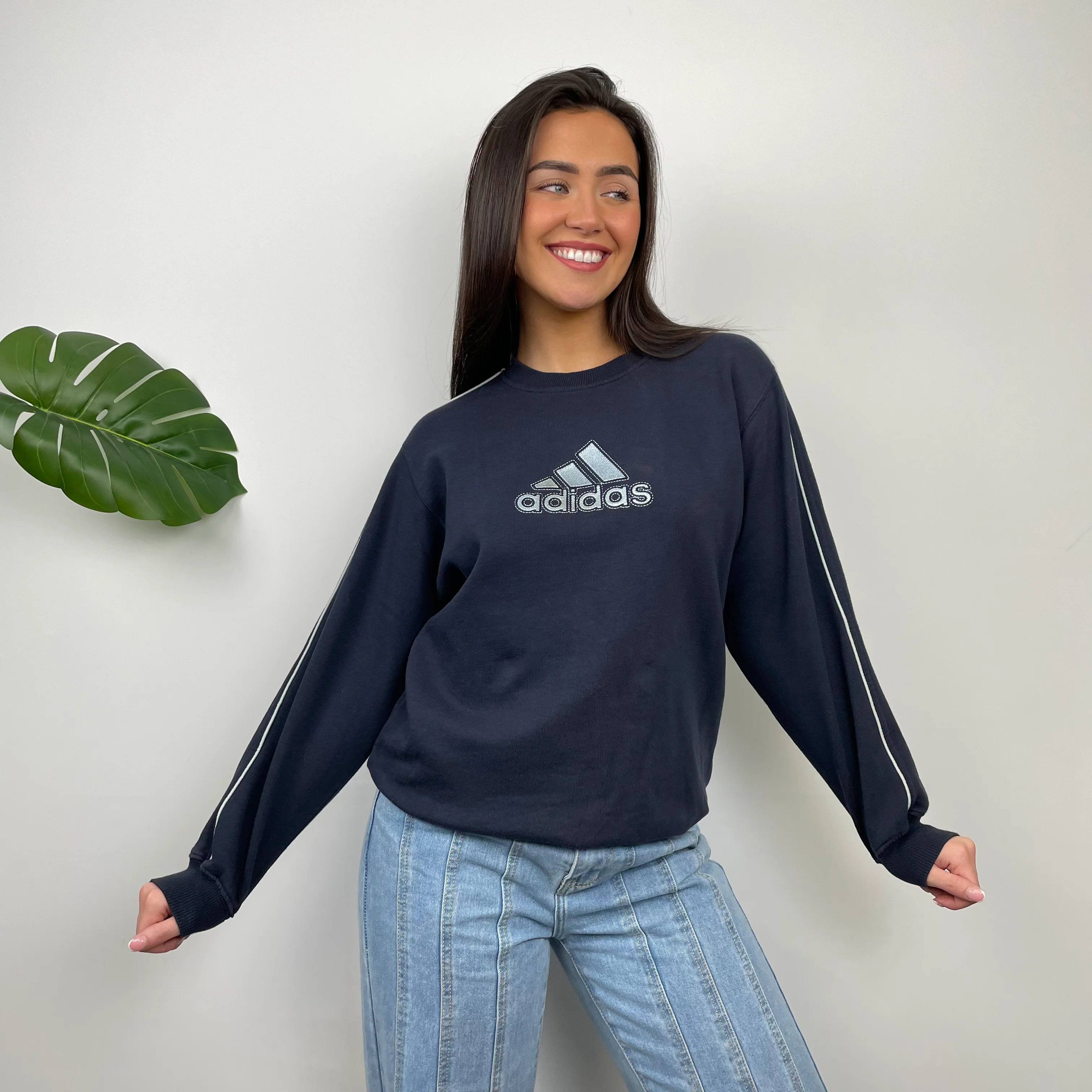 Adidas Navy Embroidered Spell Out Sweatshirt (M) - Image 3