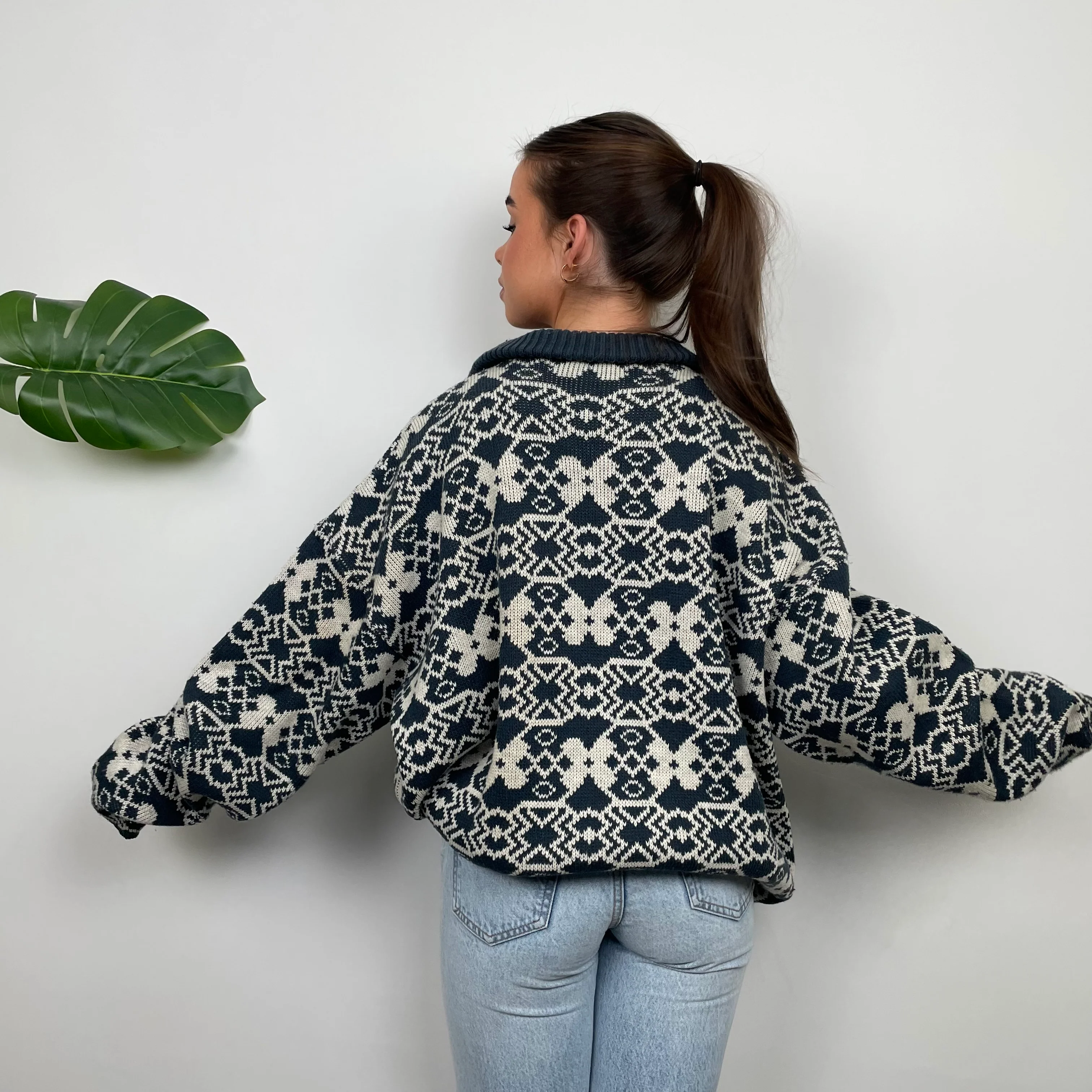 Adidas RARE Grey and Cream Embroidered Logo Quarter Zip Knitted Sweater (M) - Image 7