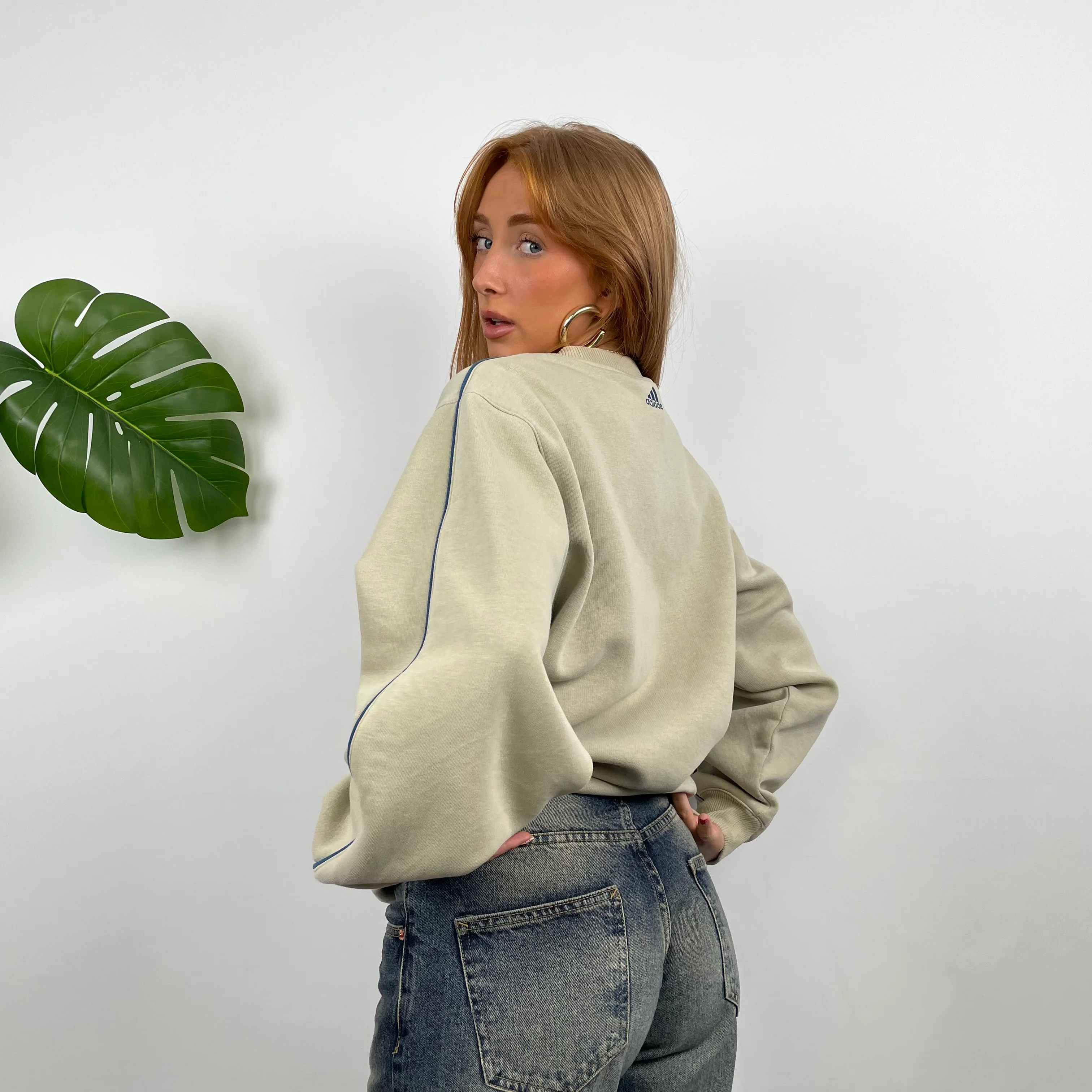 Adidas RARE Cream Embroidered Spell Out Sweatshirt (M) - Image 5