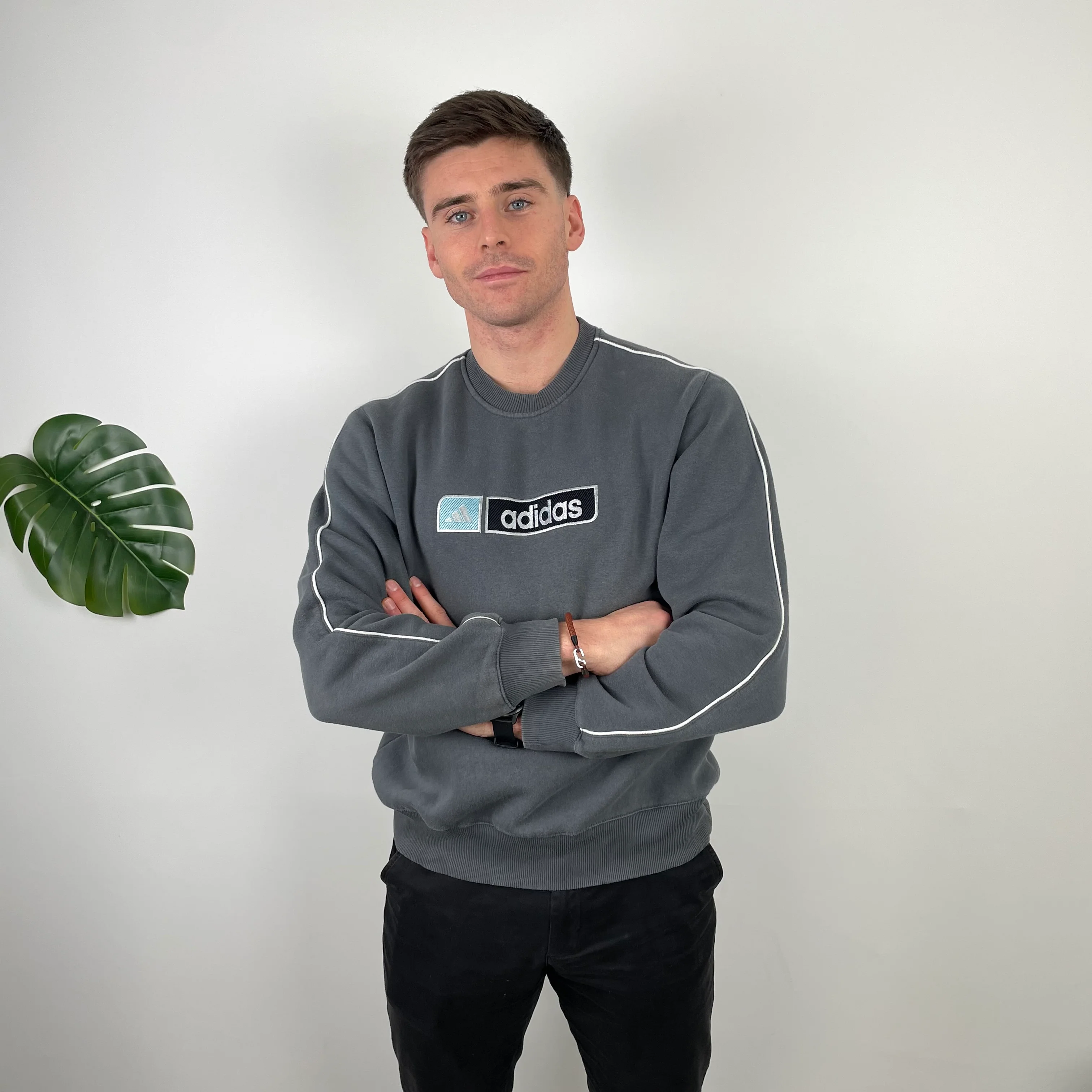Adidas RARE Grey Embroidered Spell Out Sweatshirt (M)