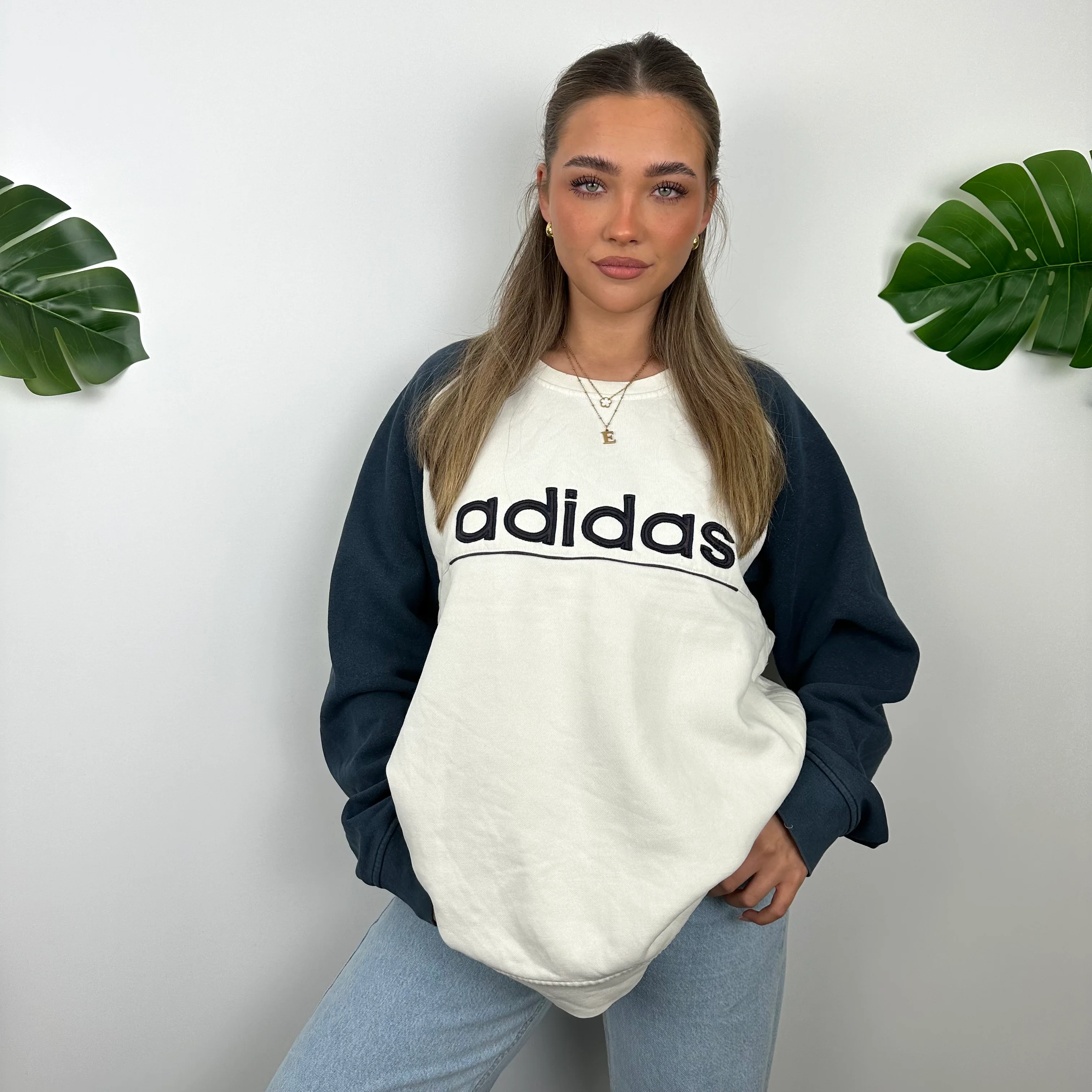 Adidas RARE White Embroidered Spell Out Sweatshirt (XL) - Image 7