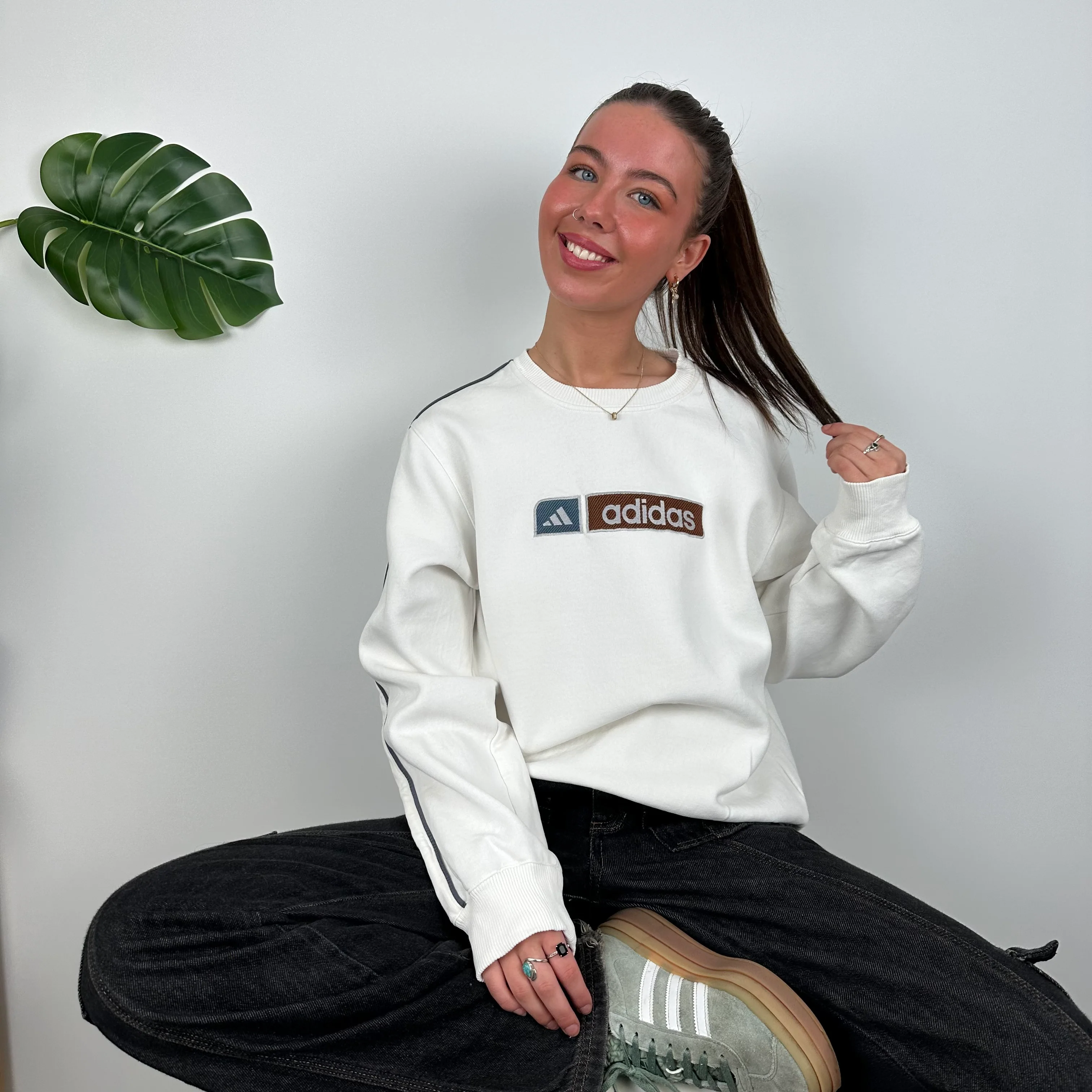 Adidas White Embroidered Spell Out Sweatshirt (M) - Image 4