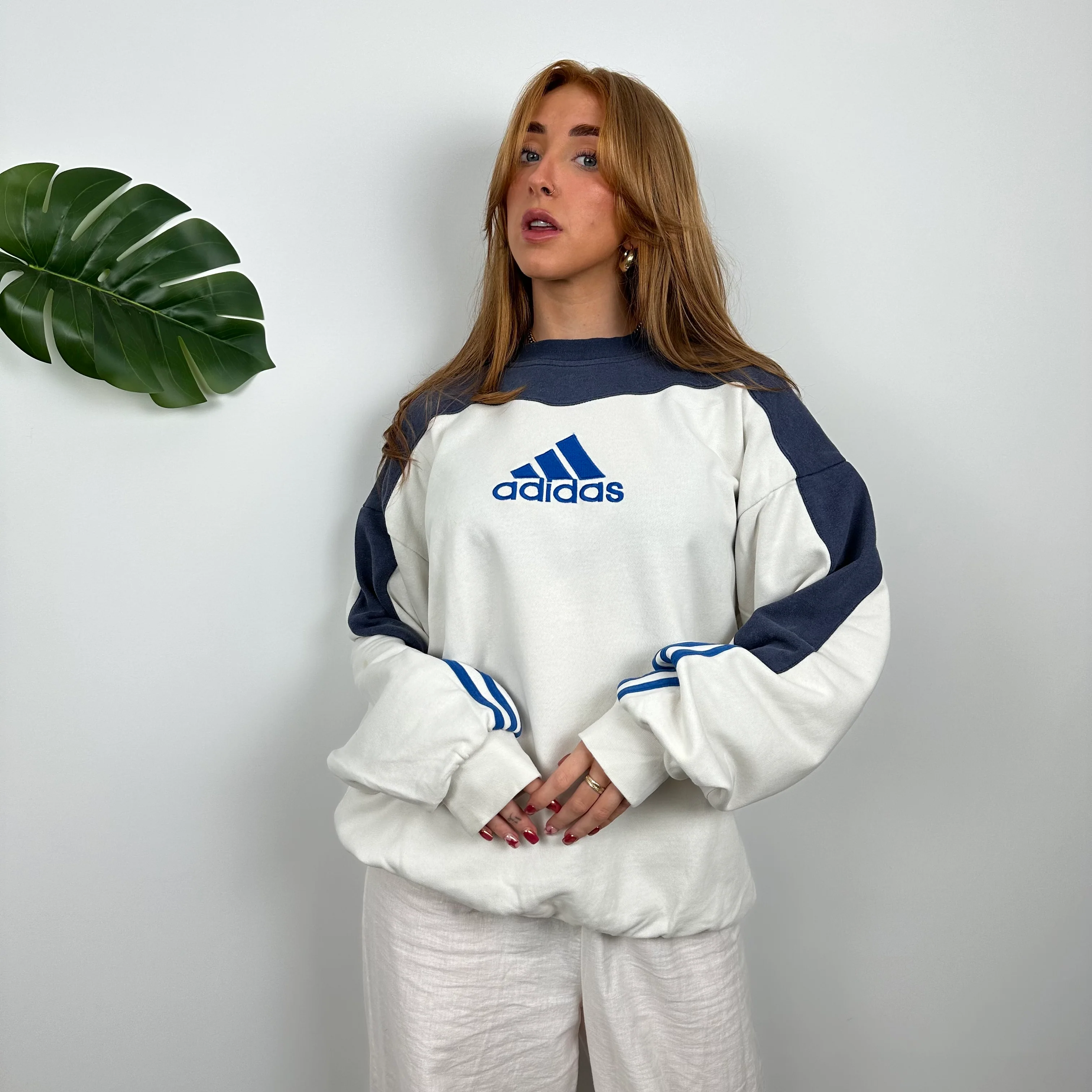 Adidas White Embroidered Spell Out Sweatshirt (M) - Image 4