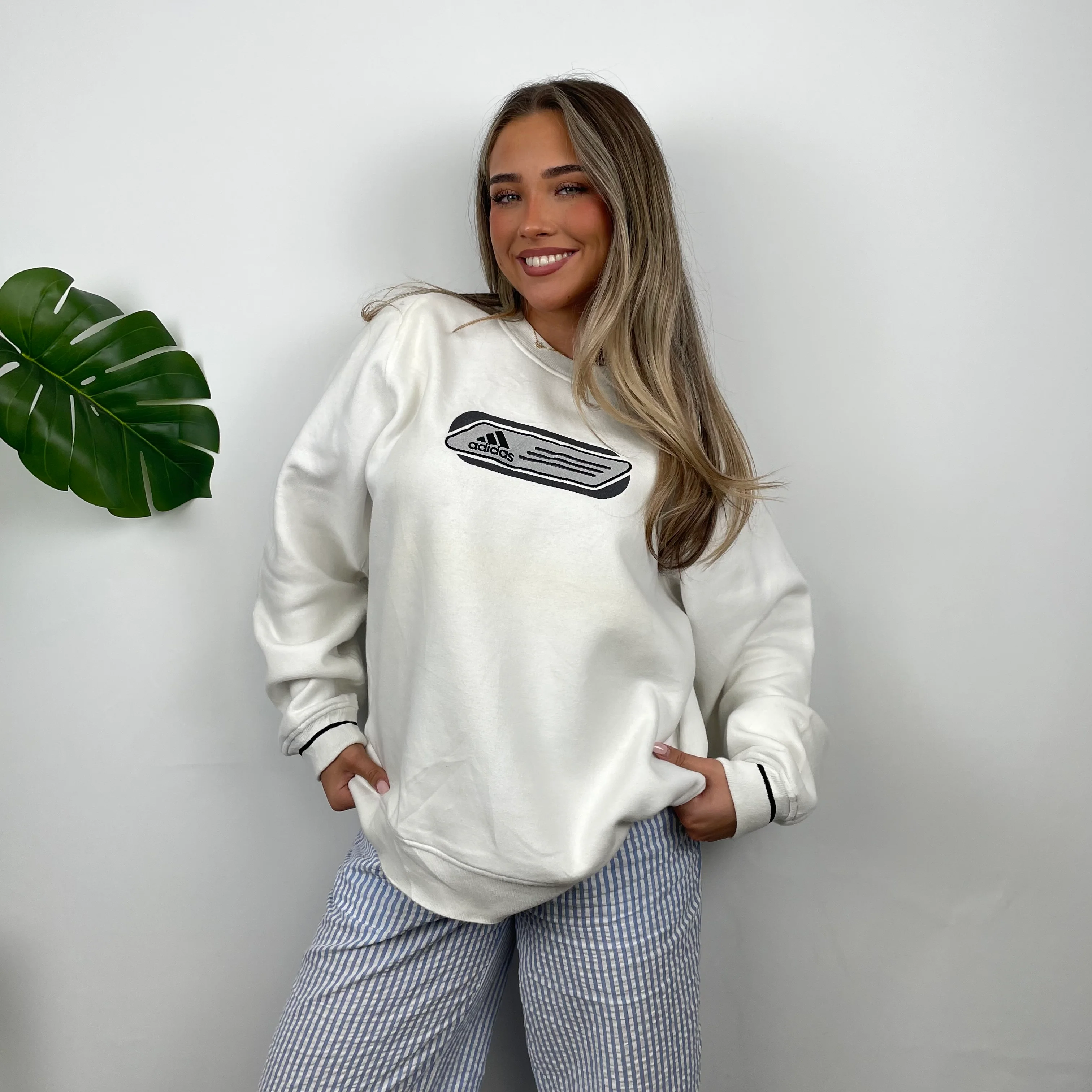 Adidas White Embroidered Spell Out Sweatshirt (M) - Image 3