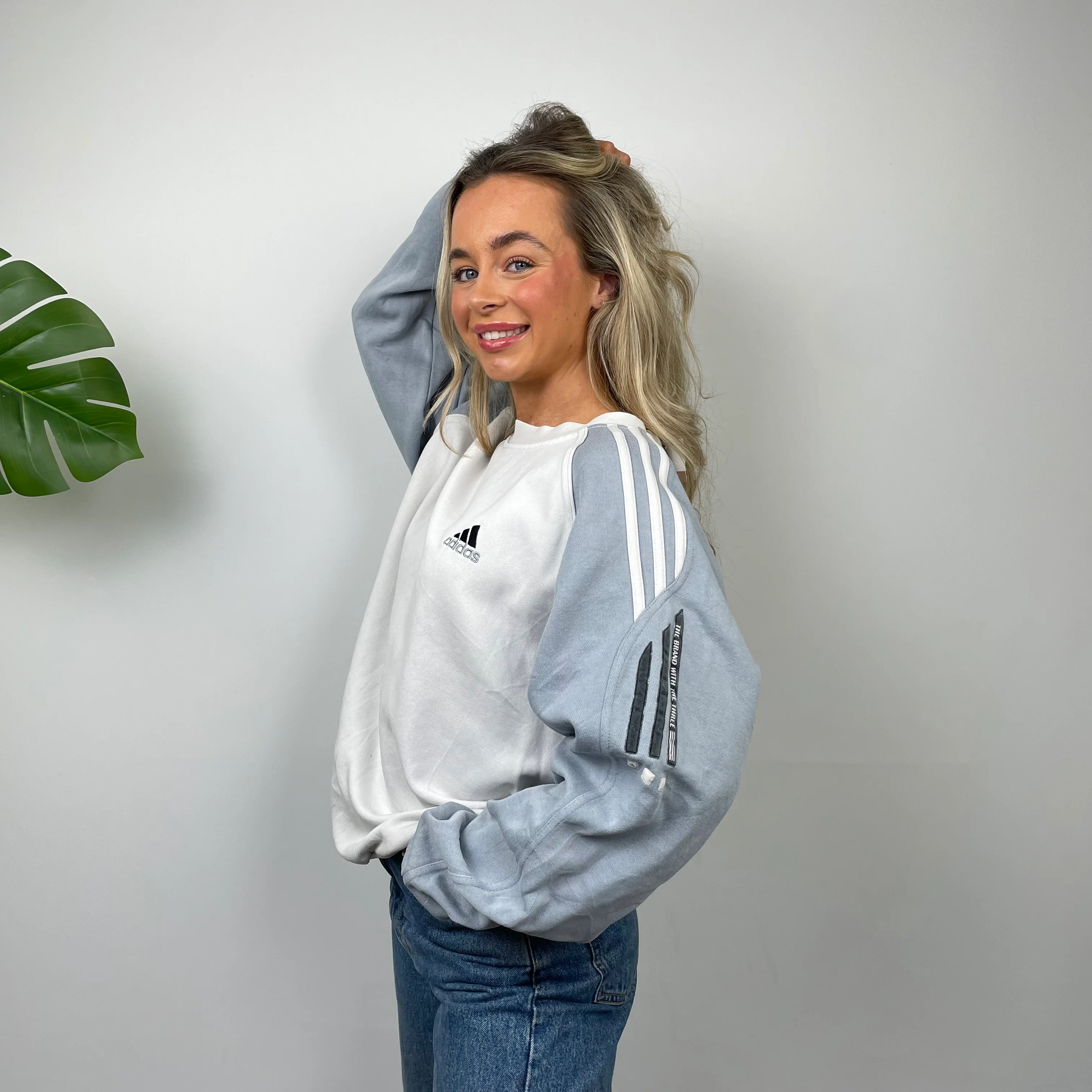 Adidas White Embroidered Spell Out Sweatshirt (M) - Image 3