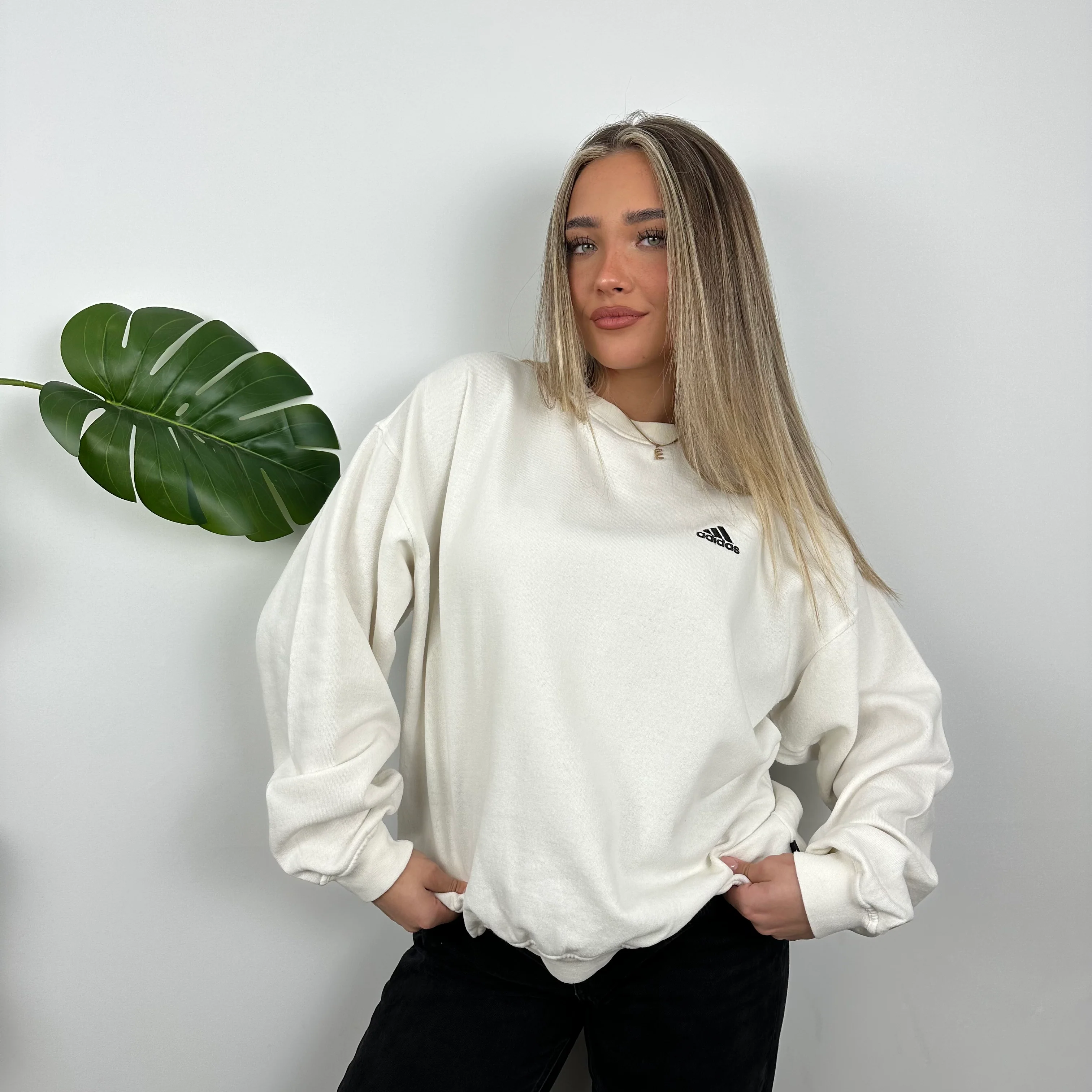 Adidas White Embroidered Spell Out Sweatshirt (M) - Image 3