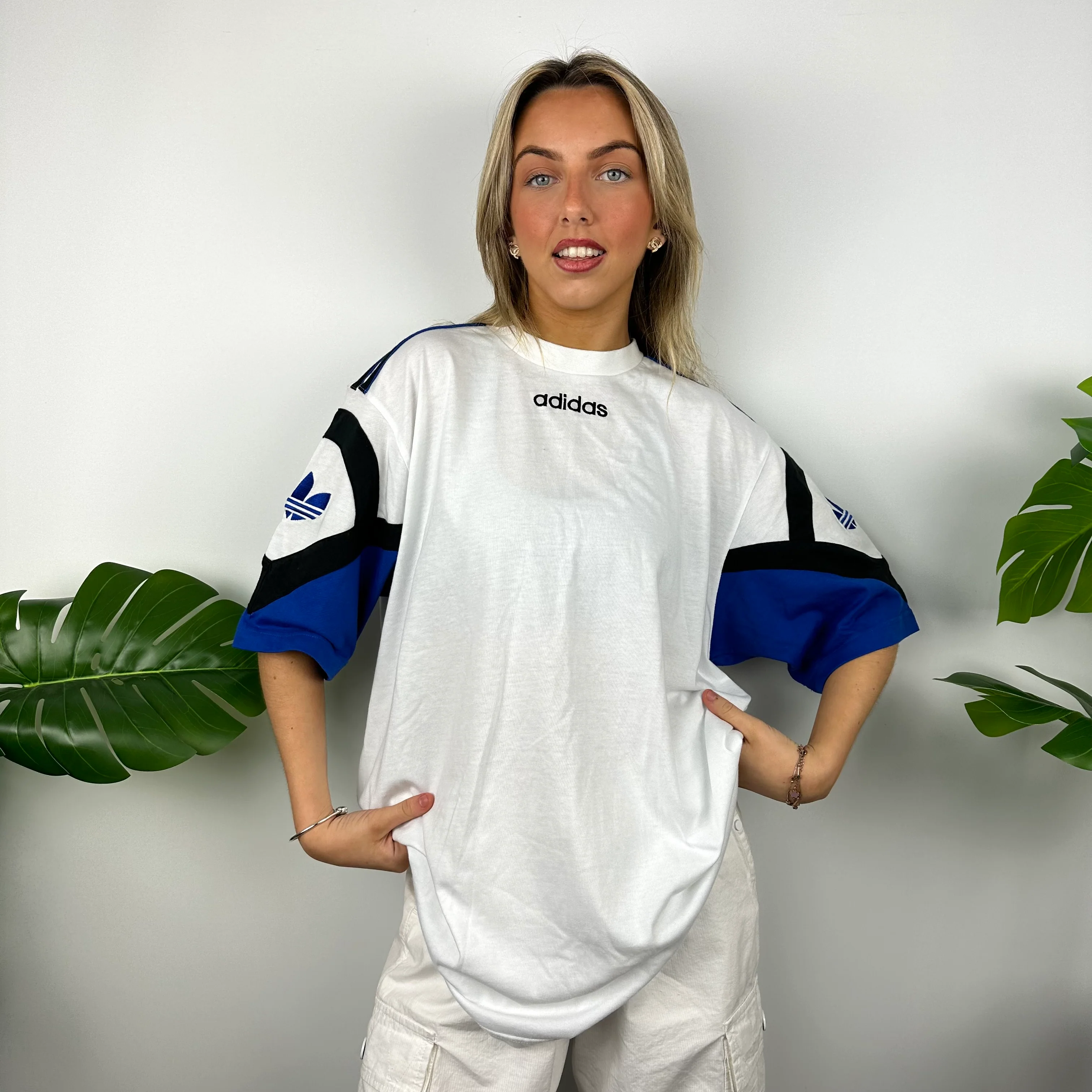 Adidas White Embroidered Spell Out T Shirt (L)