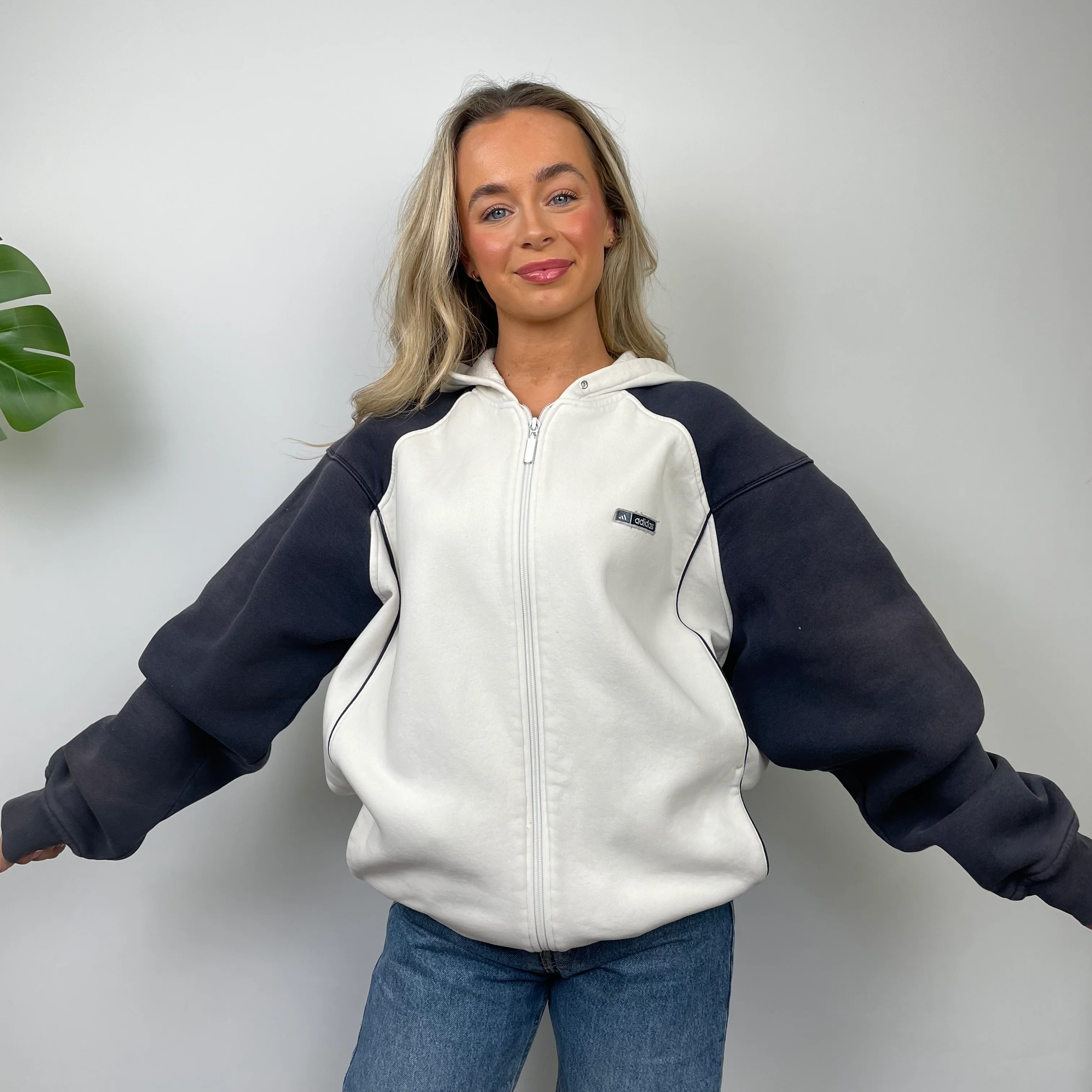 Adidas White Embroidered Spell Out Zip Up Hoodie Jacket (M) - Image 2