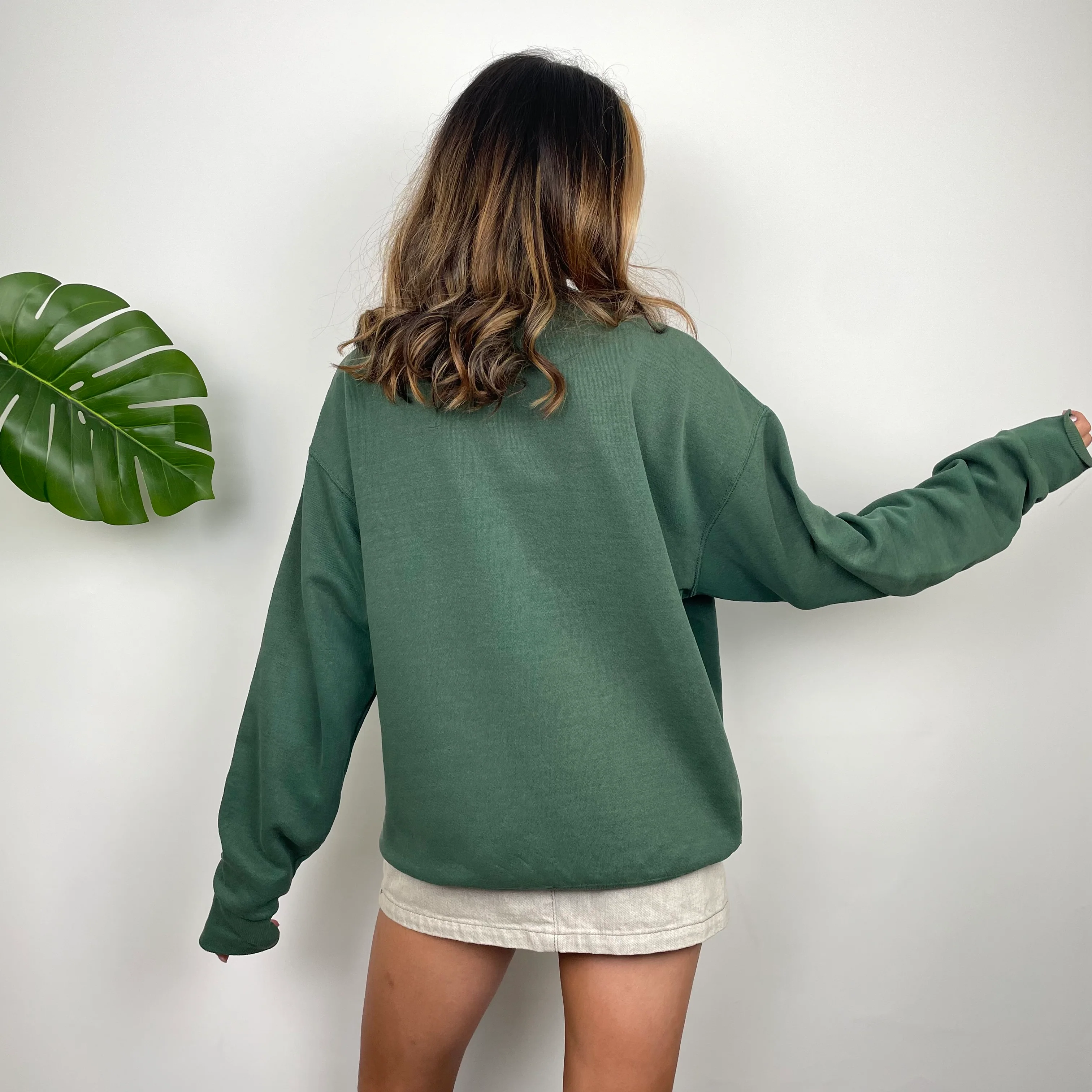 Boston Celtics NBA RARE Green Spell Out Sweatshirt (M) - Image 8