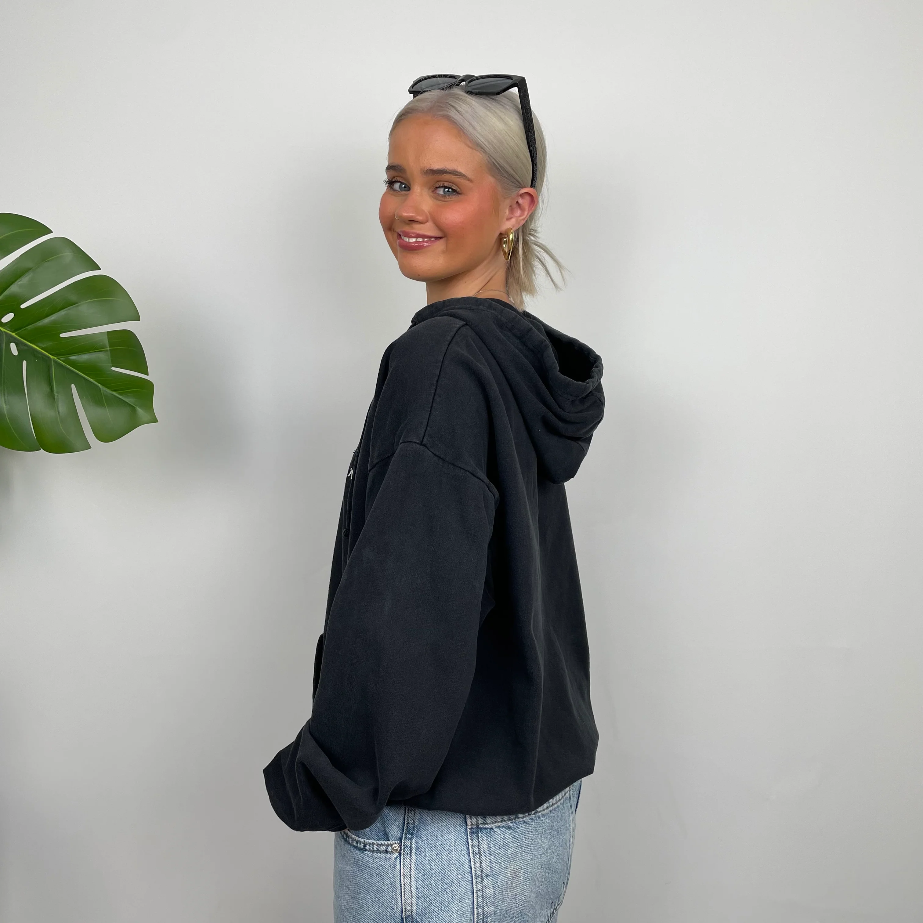 BUD USA Black Embroidered Spell Out Hoodie (M) - Image 4