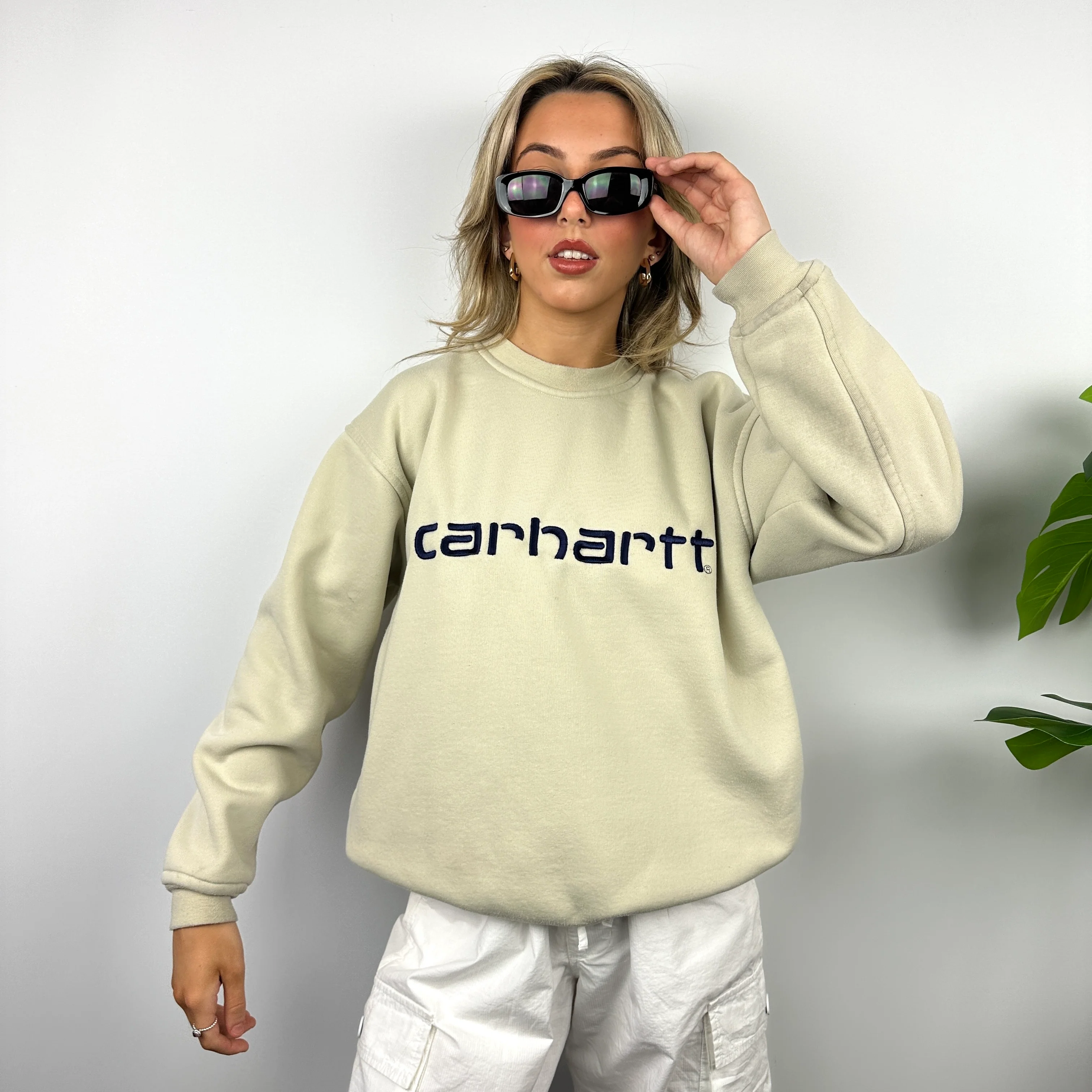 Carhartt Cream Embroidered Spell Out Sweatshirt (M) - Image 2