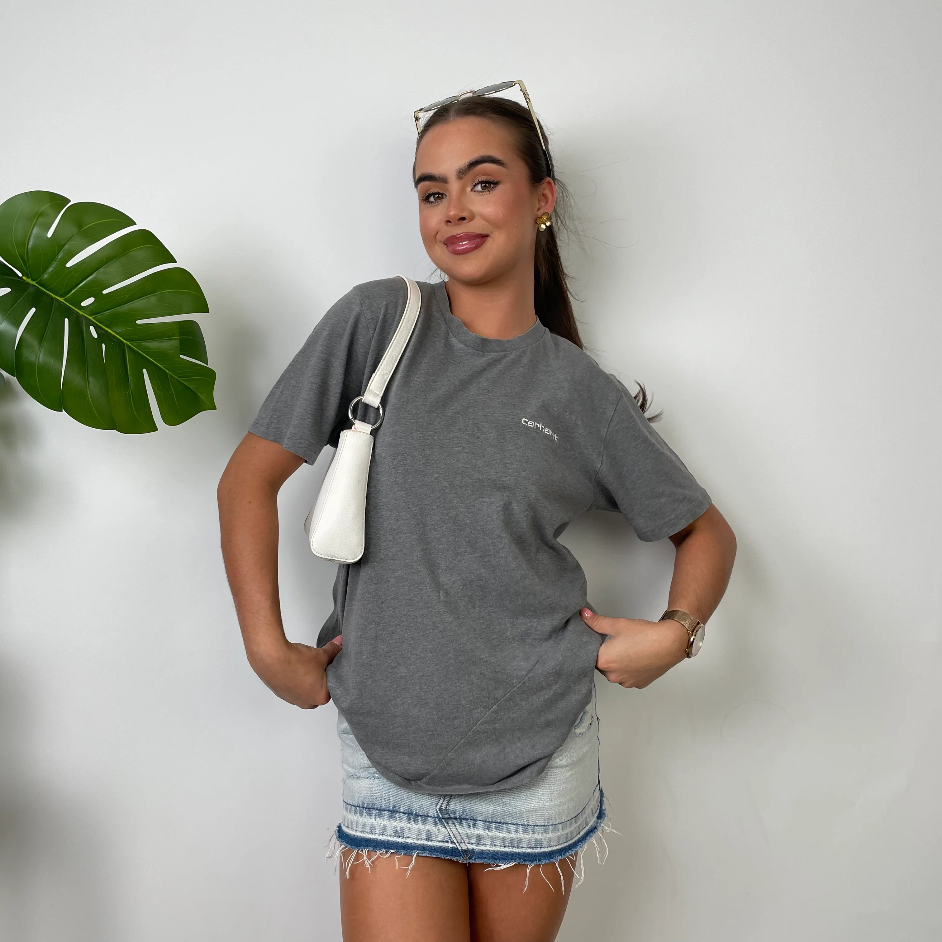 Carhartt Grey Spell Out T Shirt (M) - Image 8