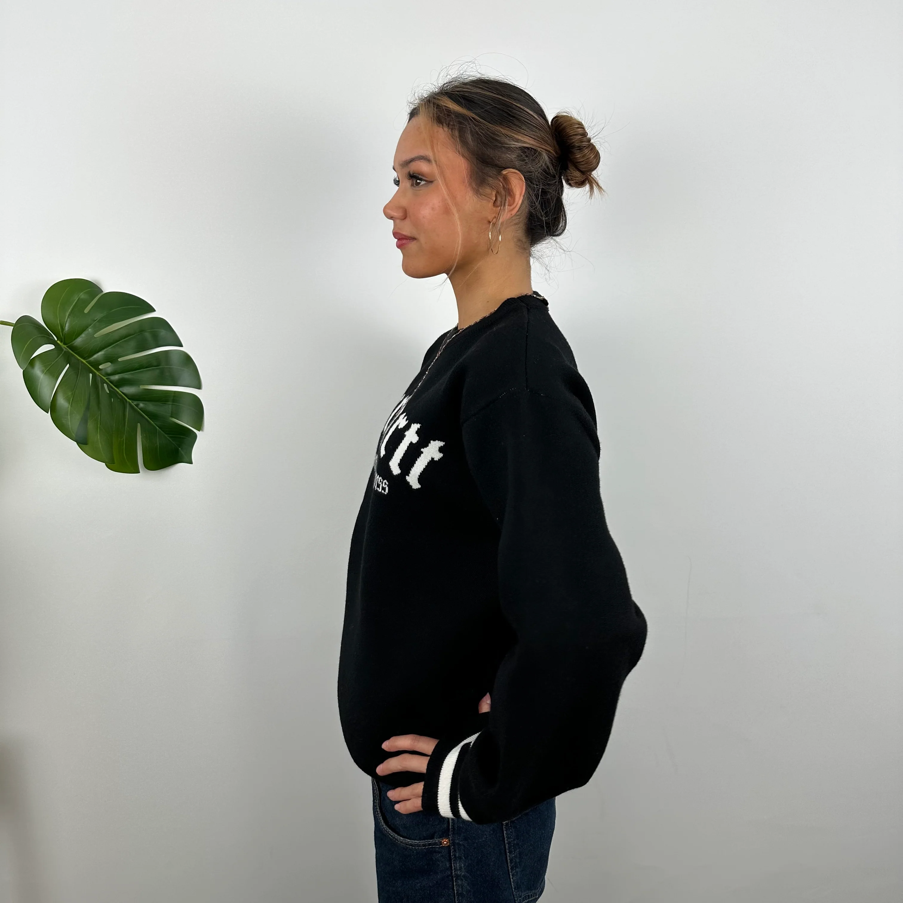 Carhartt RARE Black Embroidered Sweater (M) - Image 8