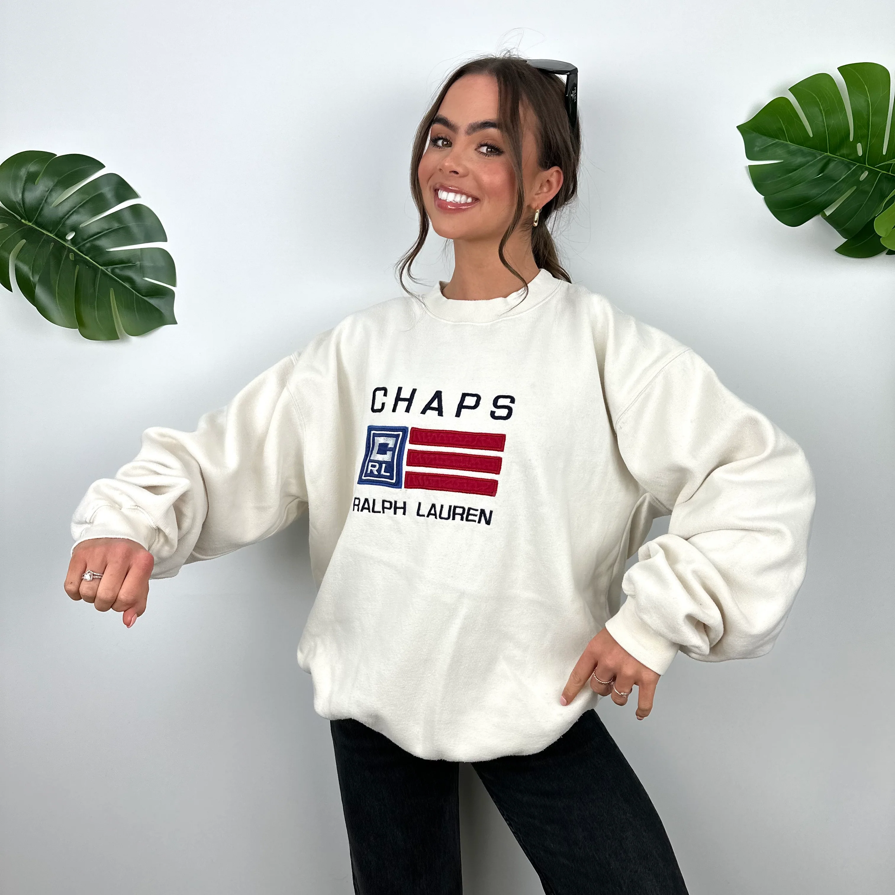 Chaps Ralph Lauren Cream Embroidered Spell Out Sweatshirt (XL) - Image 4