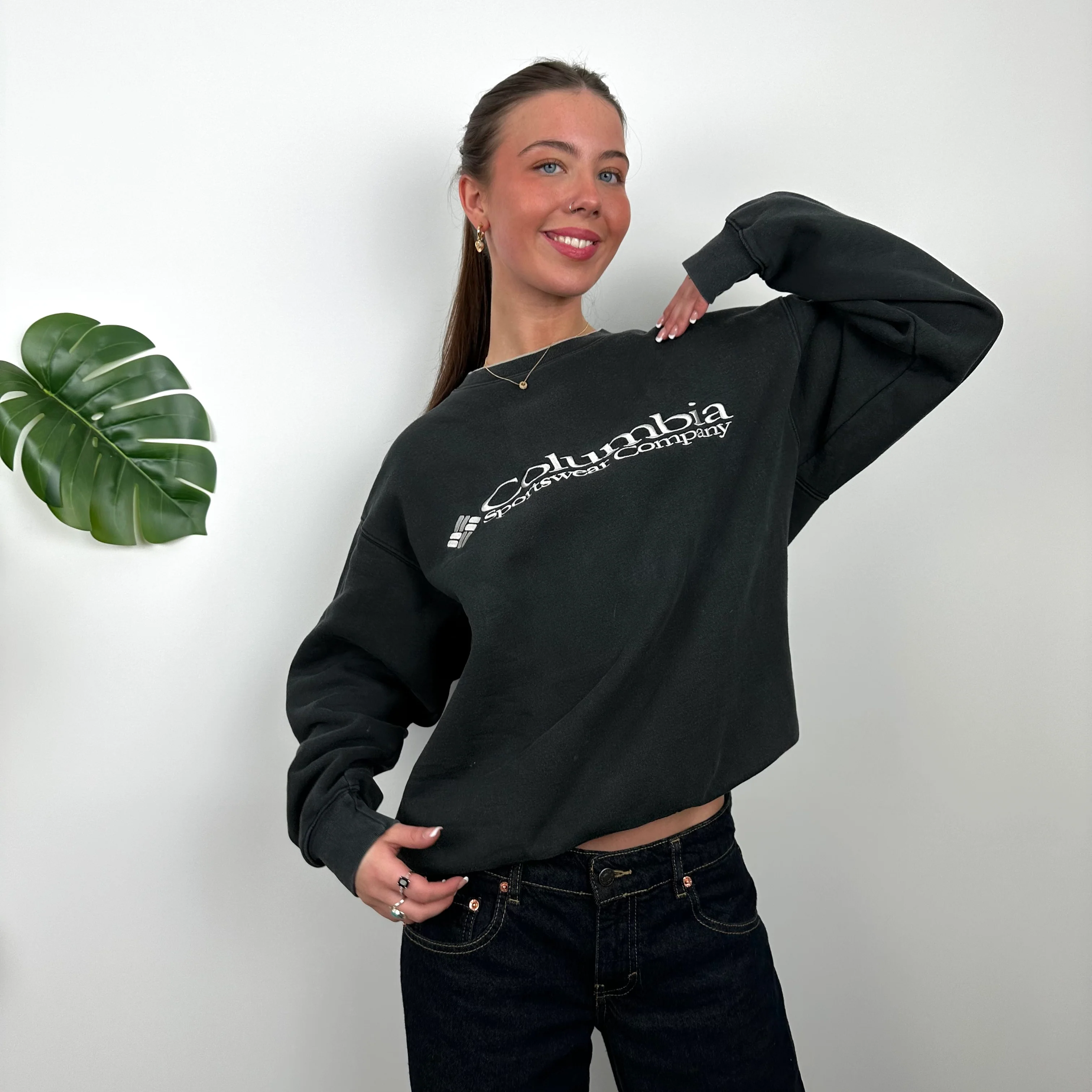 Columbia RARE Black Embroidered Spell Out Sweatshirt (M) - Image 5