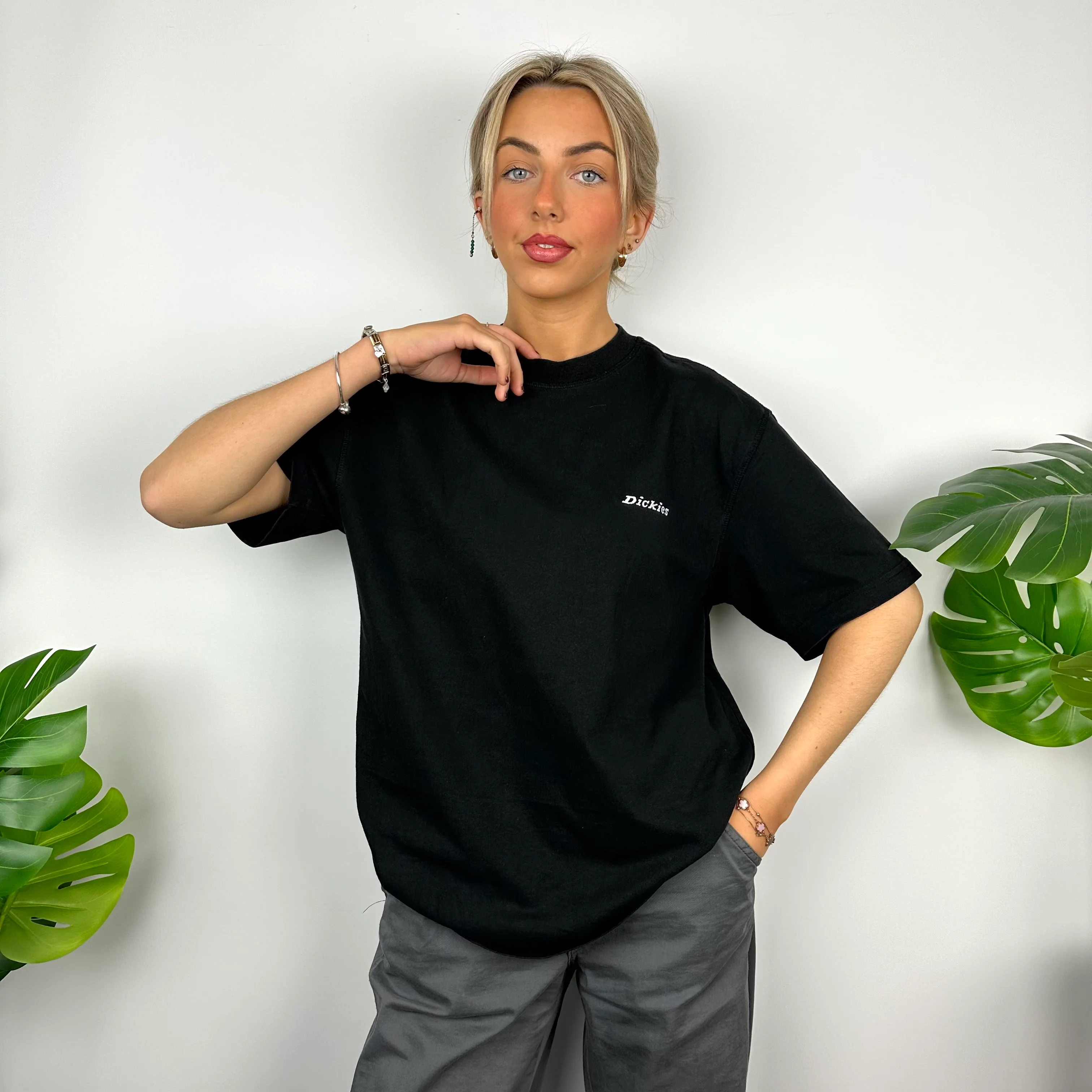 Dickies Black Embroidered Spell Out T Shirt (M) - Image 2