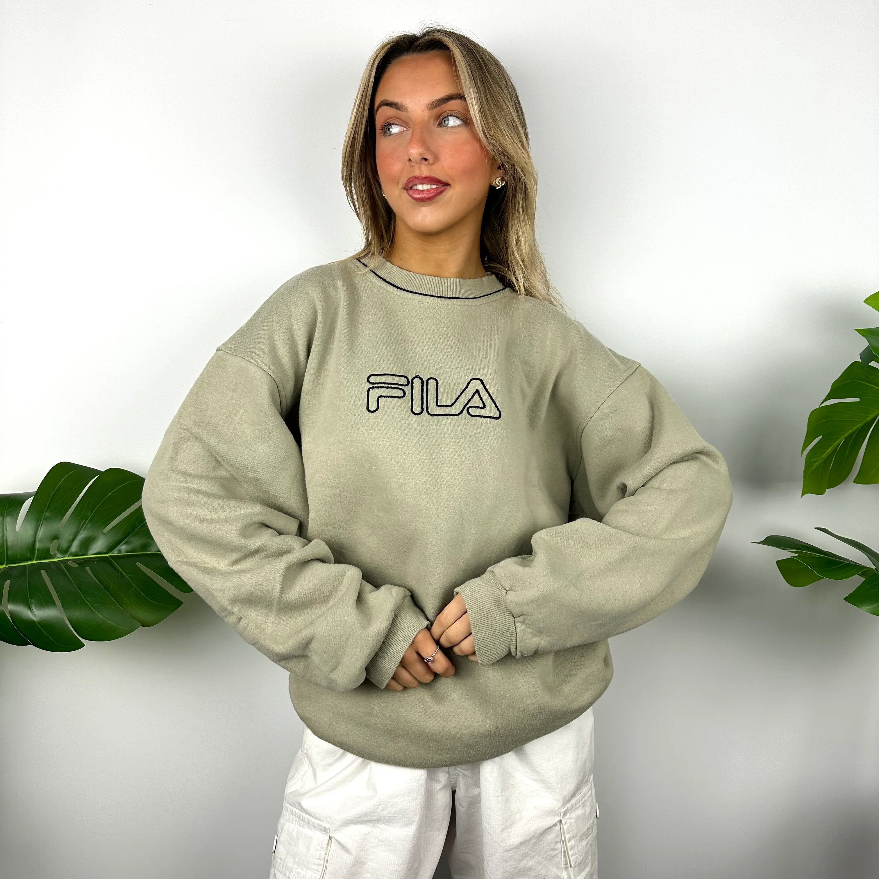 FILA Beige Embroidered Spell Out Sweatshirt (XL) - Image 6