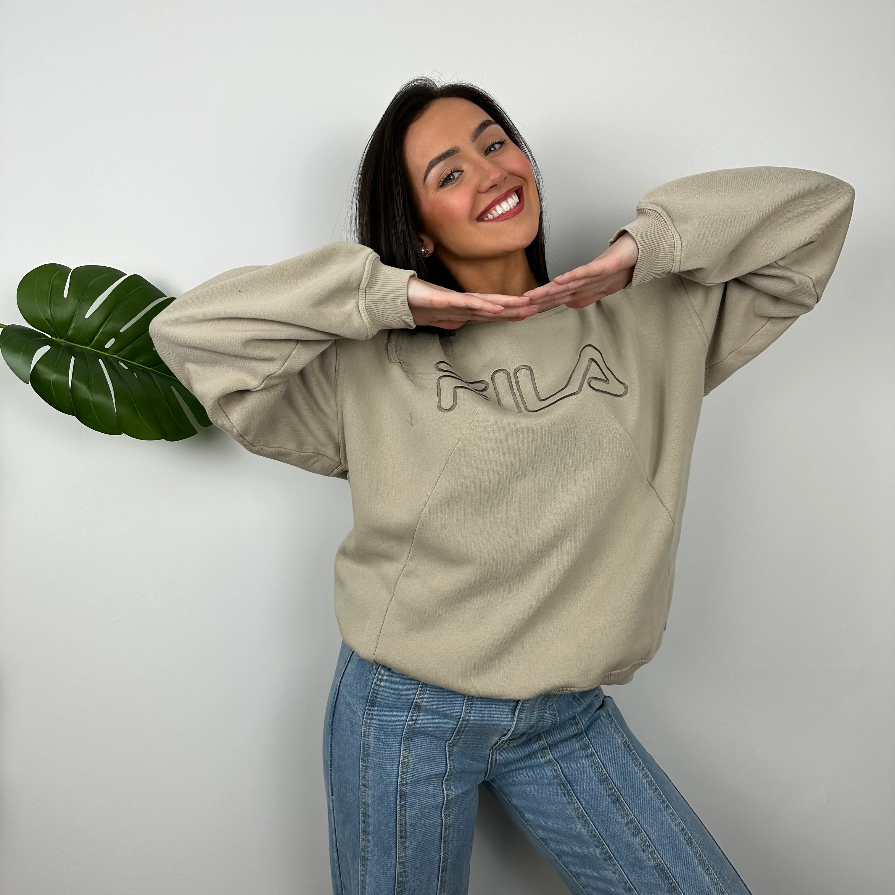 FILA Cream Embroidered Spell Out Sweatshirt (L) - Image 4
