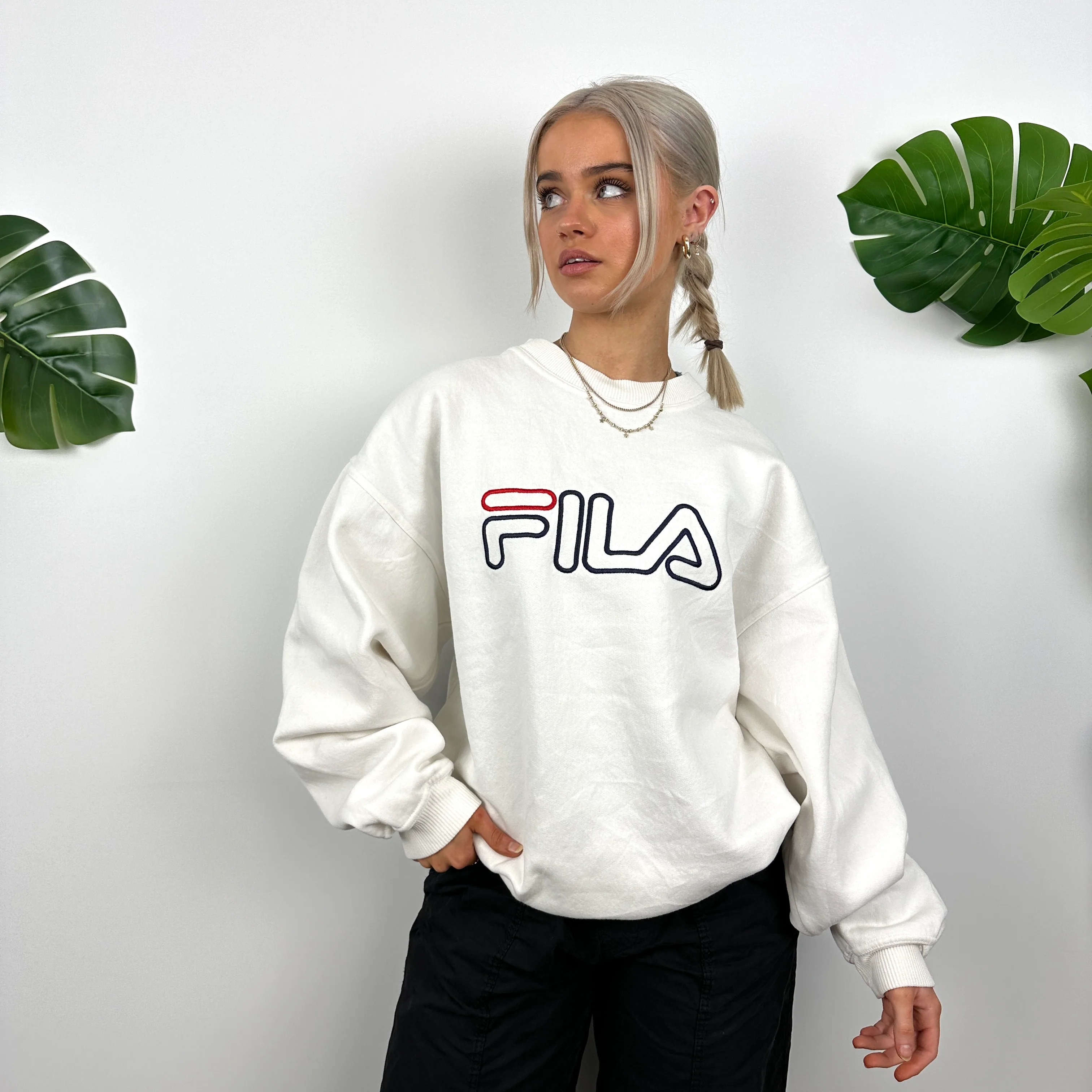 FILA White Embroidered Spell Out Sweatshirt (M) - Image 4