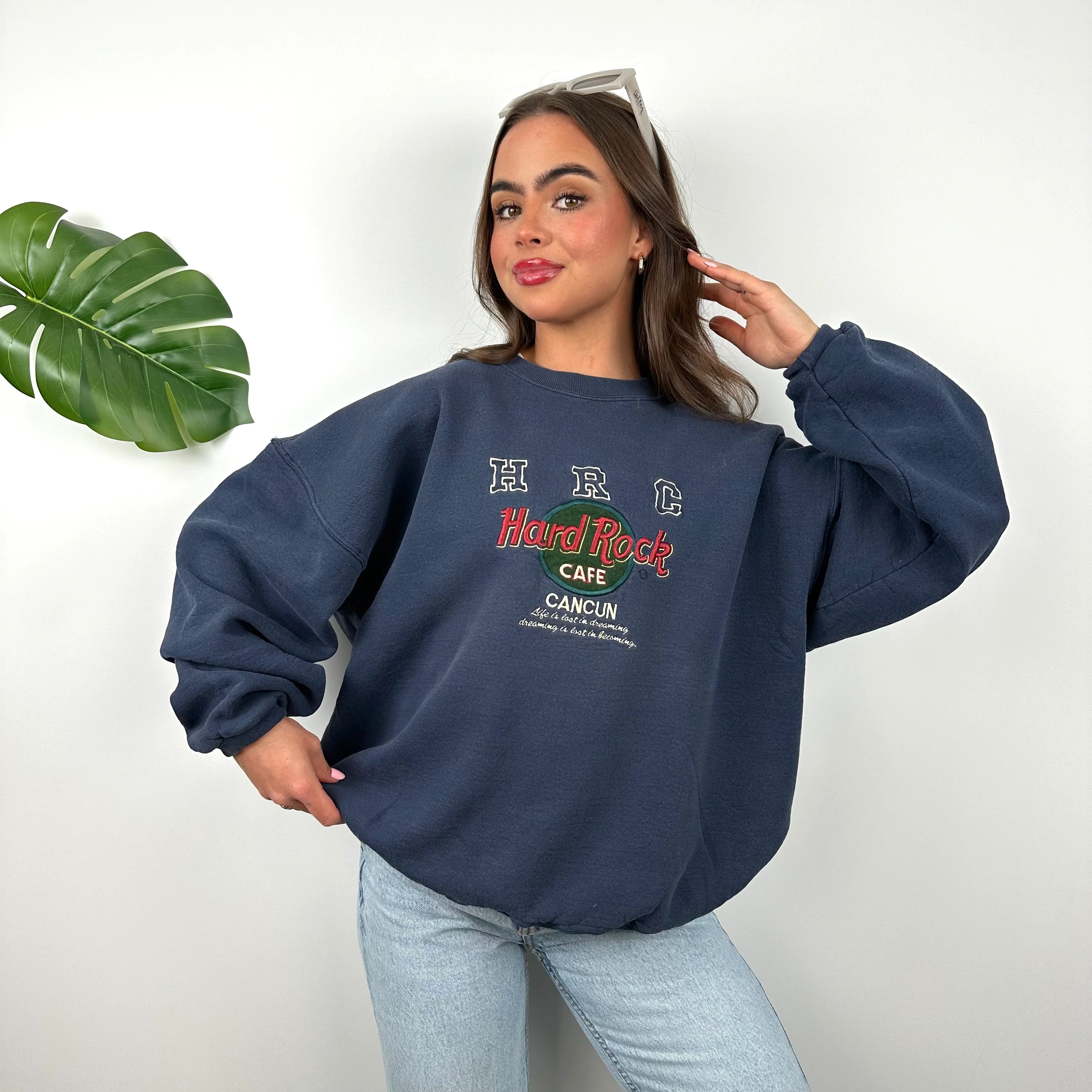 Hard Rock Cafe Cancun Navy Embroidered Spell Out Sweatshirt (L)