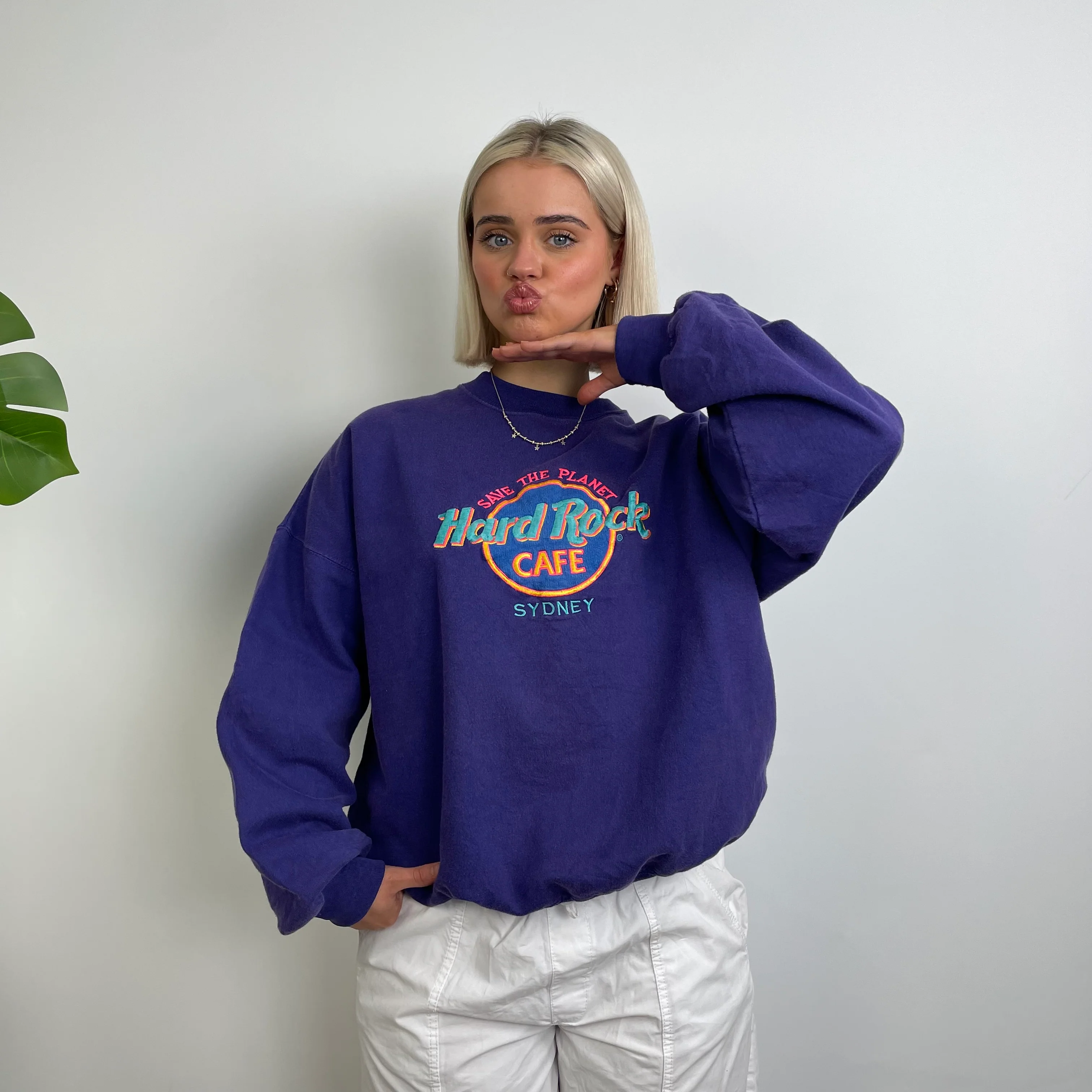 Hard Rock Cafe Sydney Purple Spell Out Sweatshirt (M) - Image 2