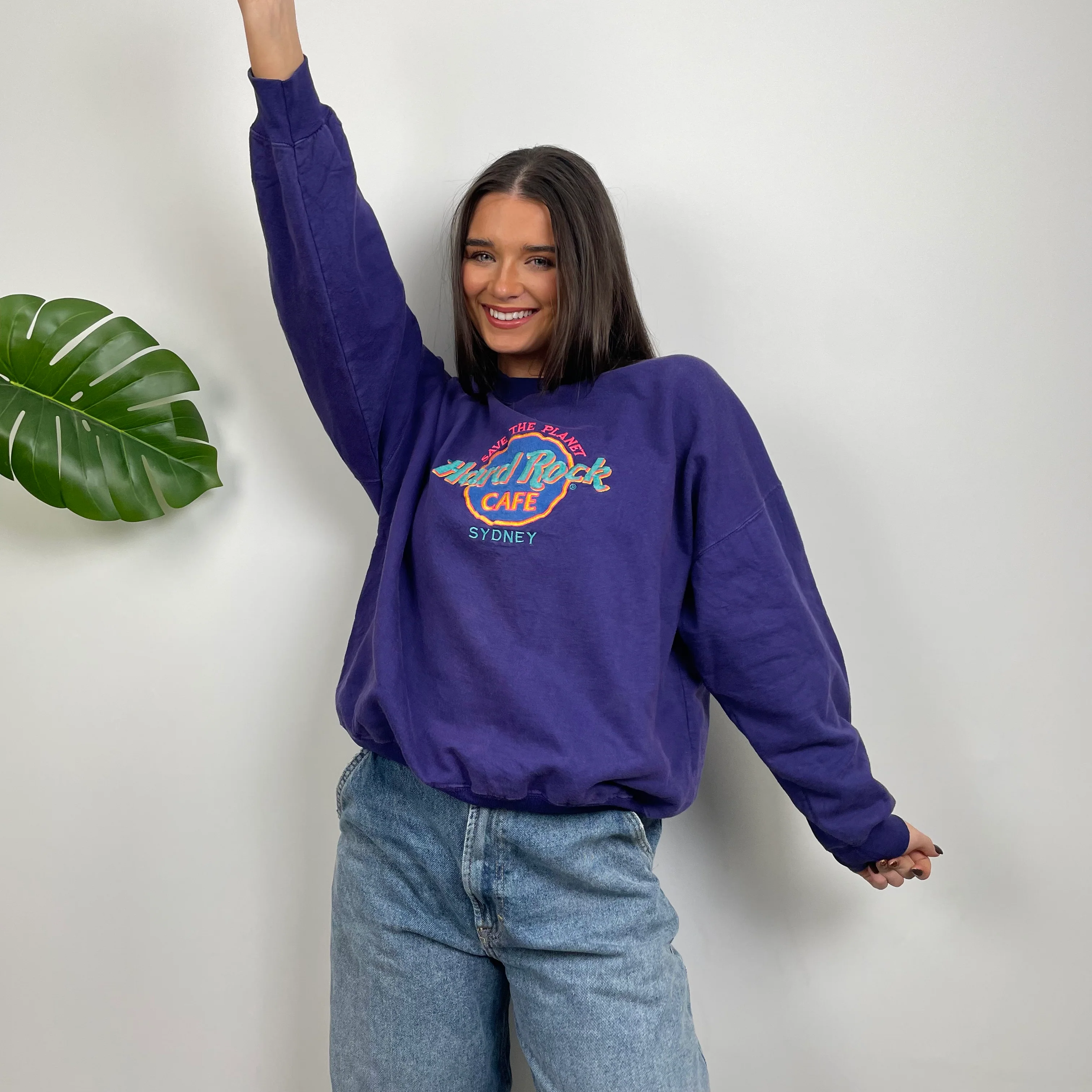 Hard Rock Cafe Sydney Purple Spell Out Sweatshirt (M) - Image 5