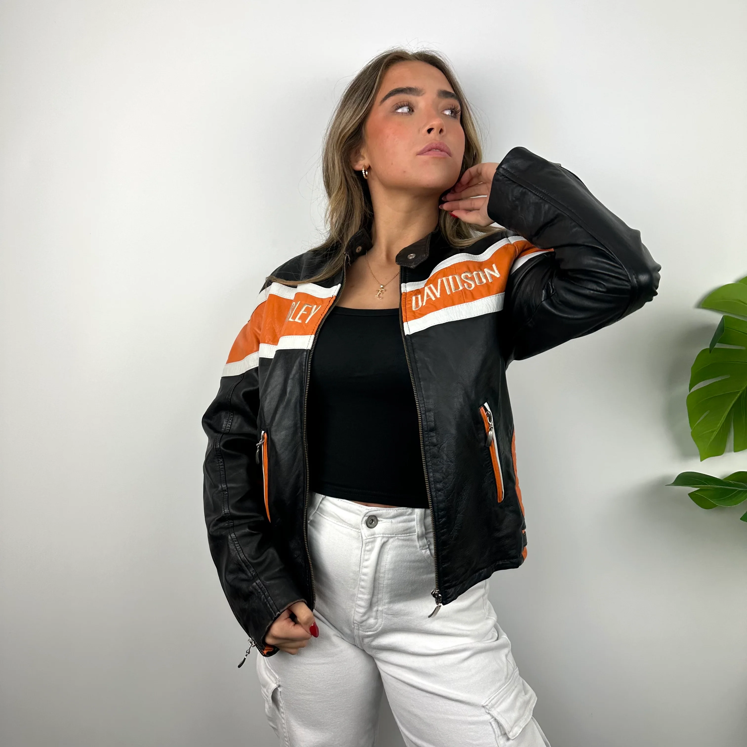 Harley Davidson RARE Black Embroidered Spell Out Heavyweight Leather Jacket (S) - Image 4