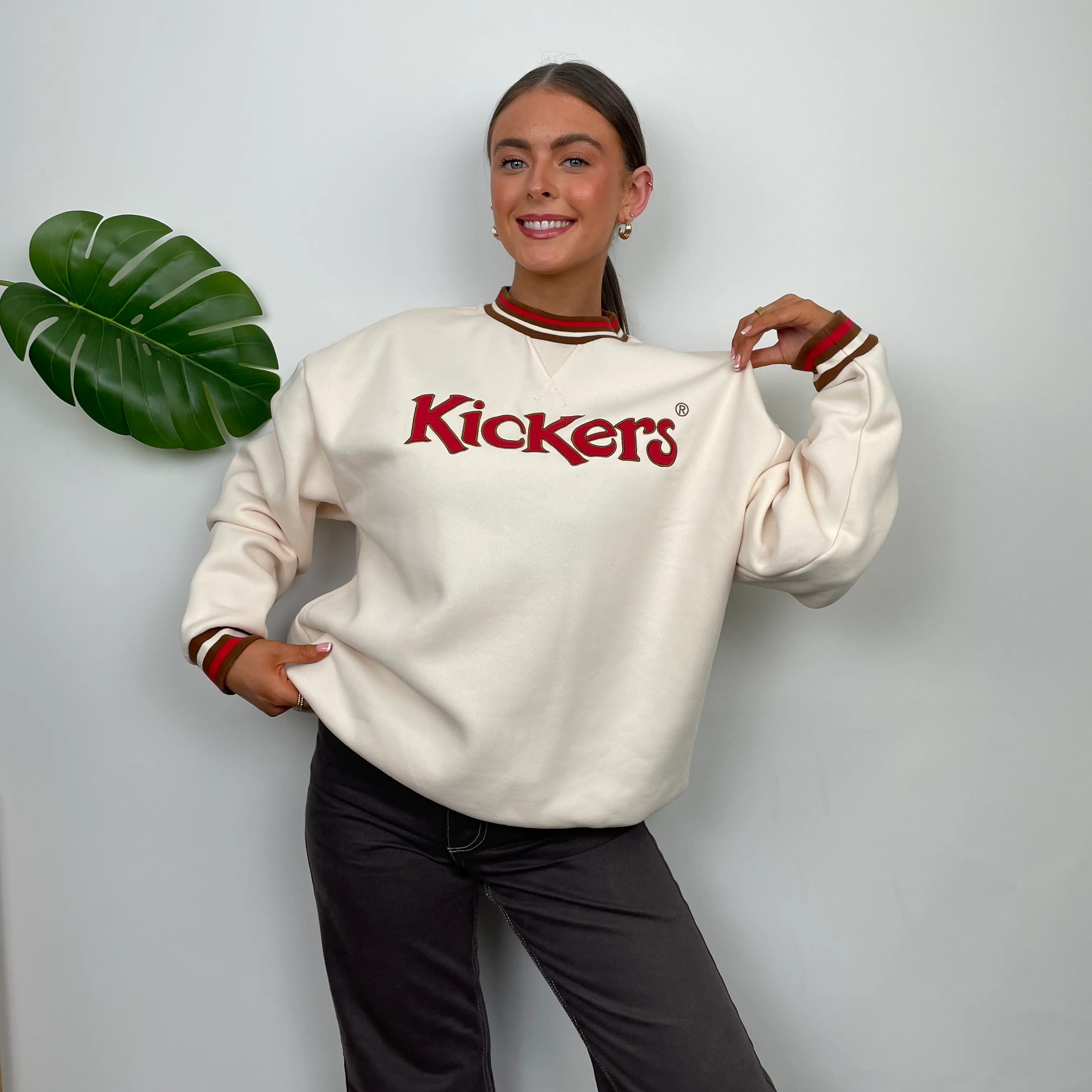Kickers RARE Cream Embroidered Spell Out Sweatshirt (M) - Image 6