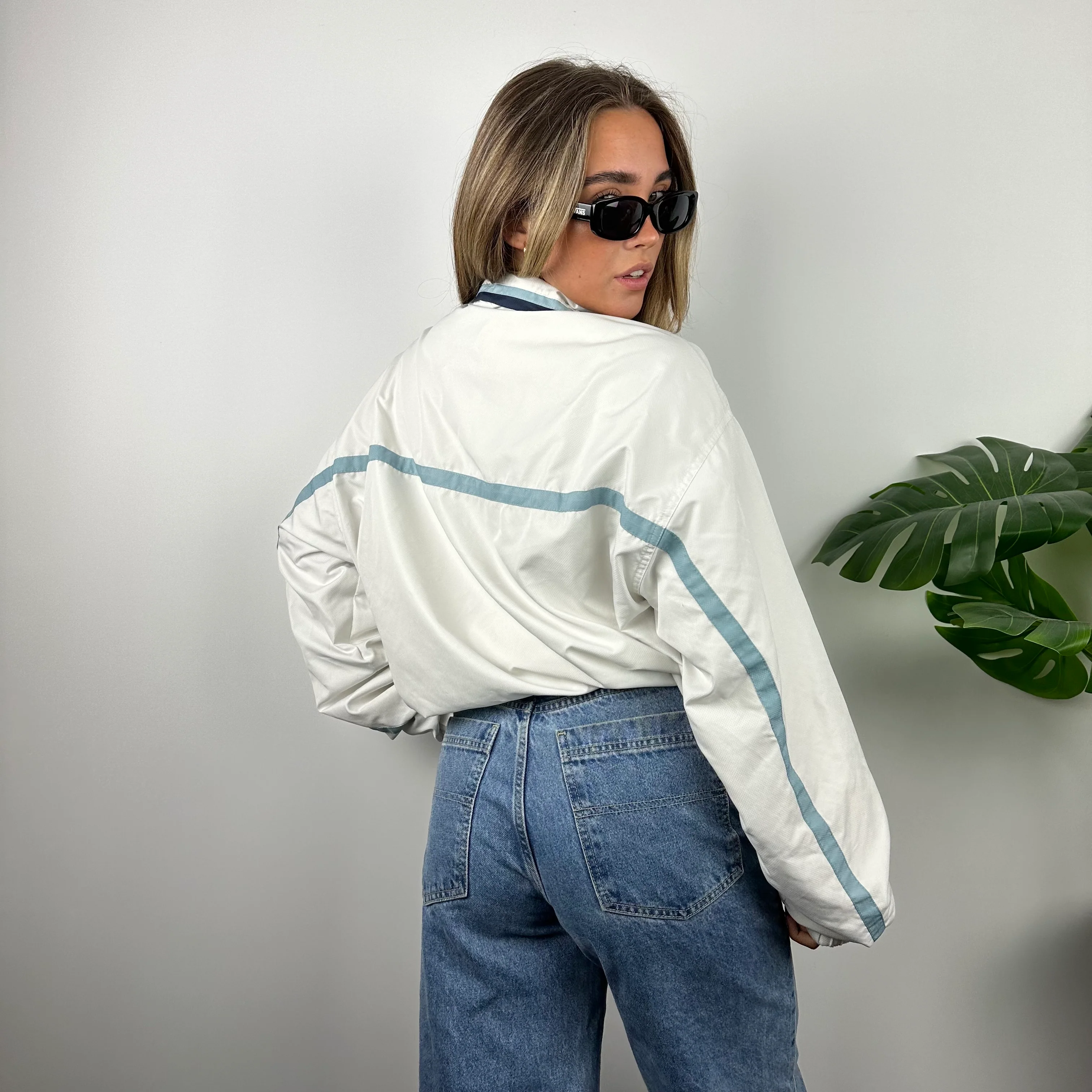 Lacoste White Embroidered Logo Windbreaker Jacket (XXL) - Image 4