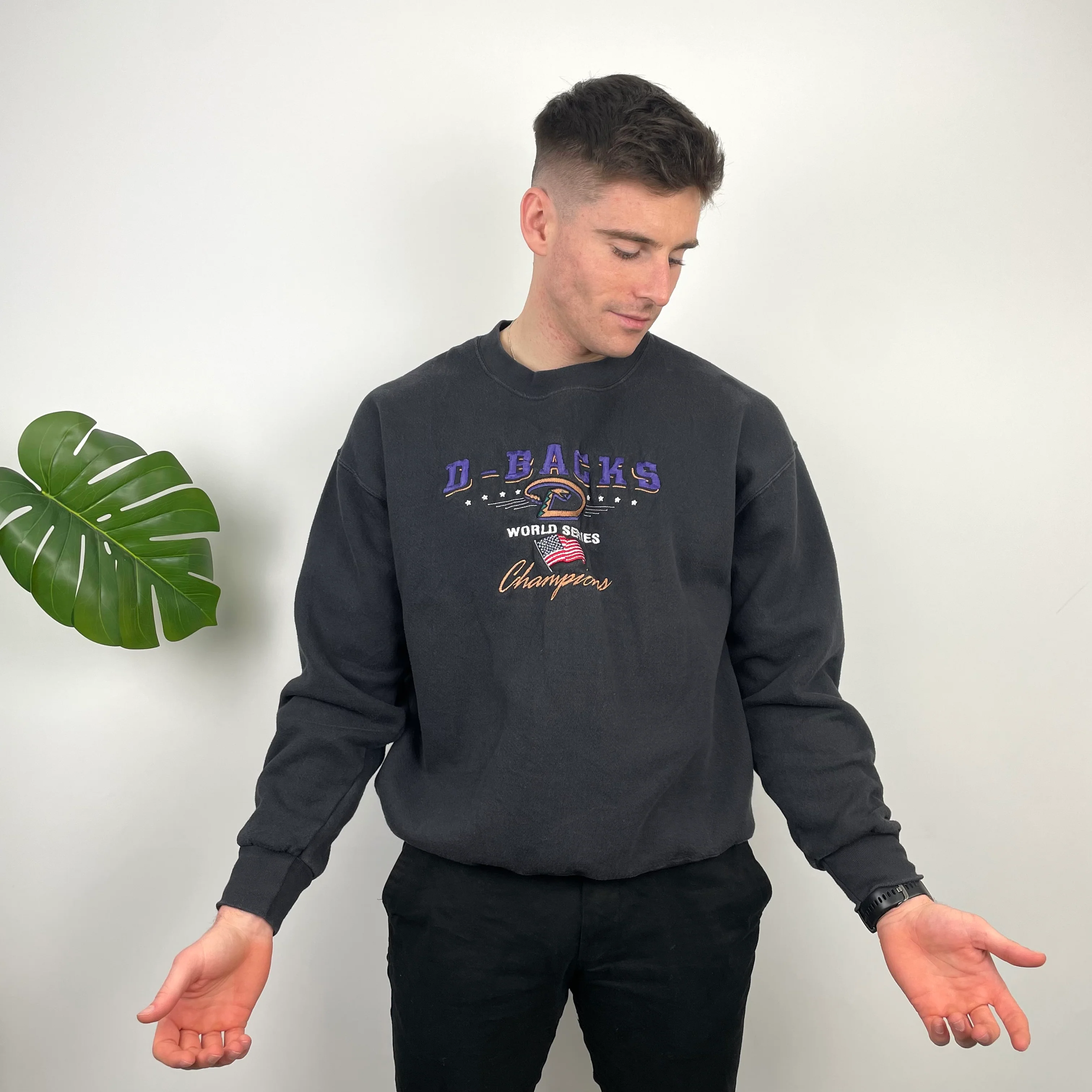 MLB Arizona Diamondbacks Black Embroidered Spell Out Sweatshirt (M) - Image 5