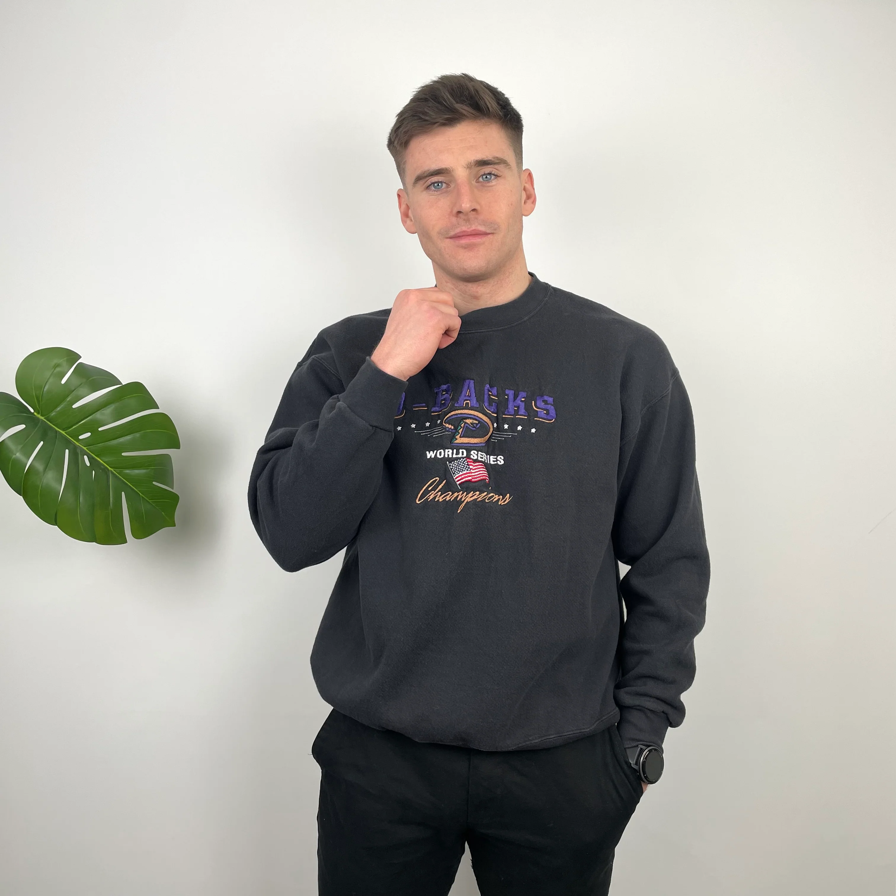 MLB Arizona Diamondbacks Black Embroidered Spell Out Sweatshirt (M) - Image 6