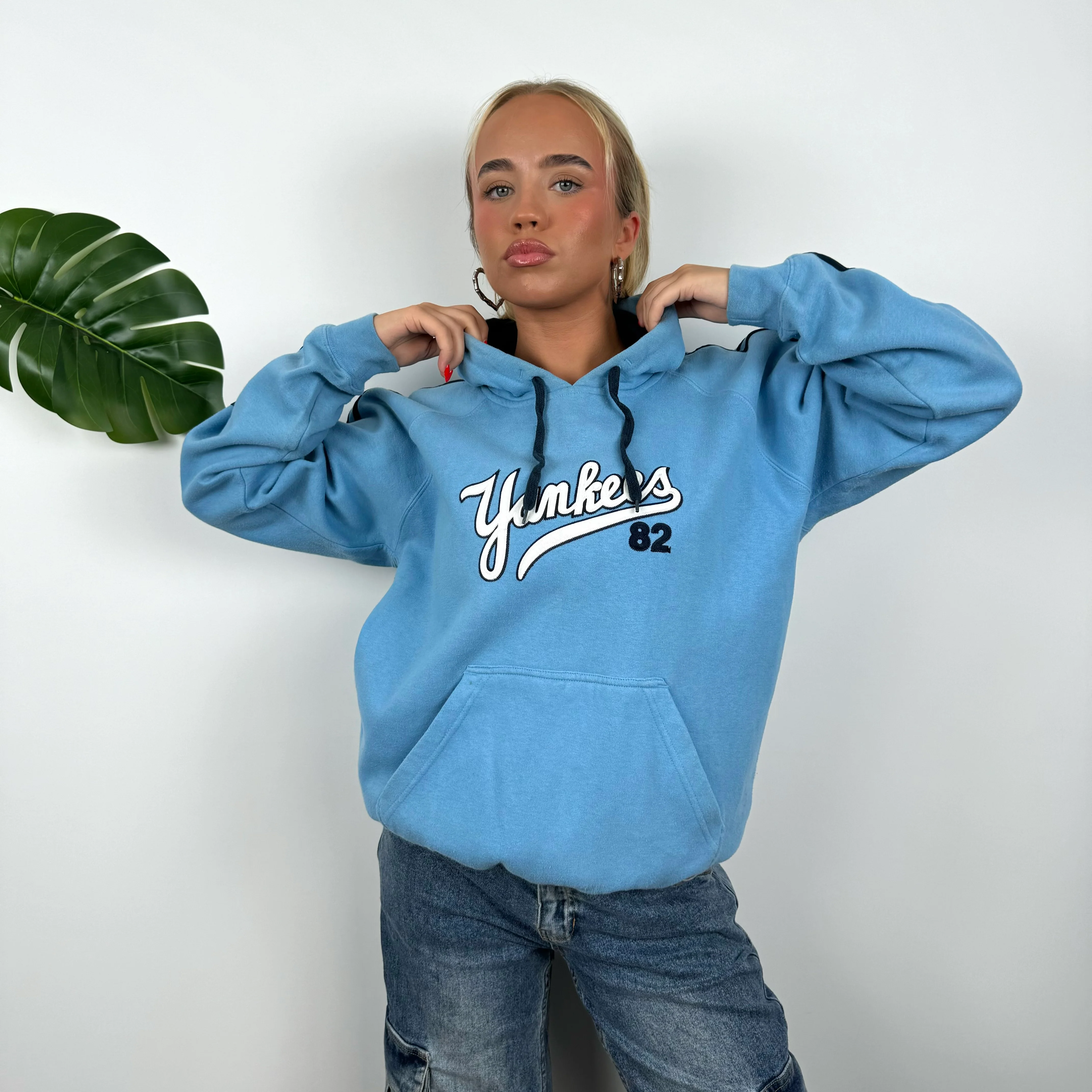 MLB New York Yankees Baby Blue Embroidered Spell Out Hoodie (S) - Image 4
