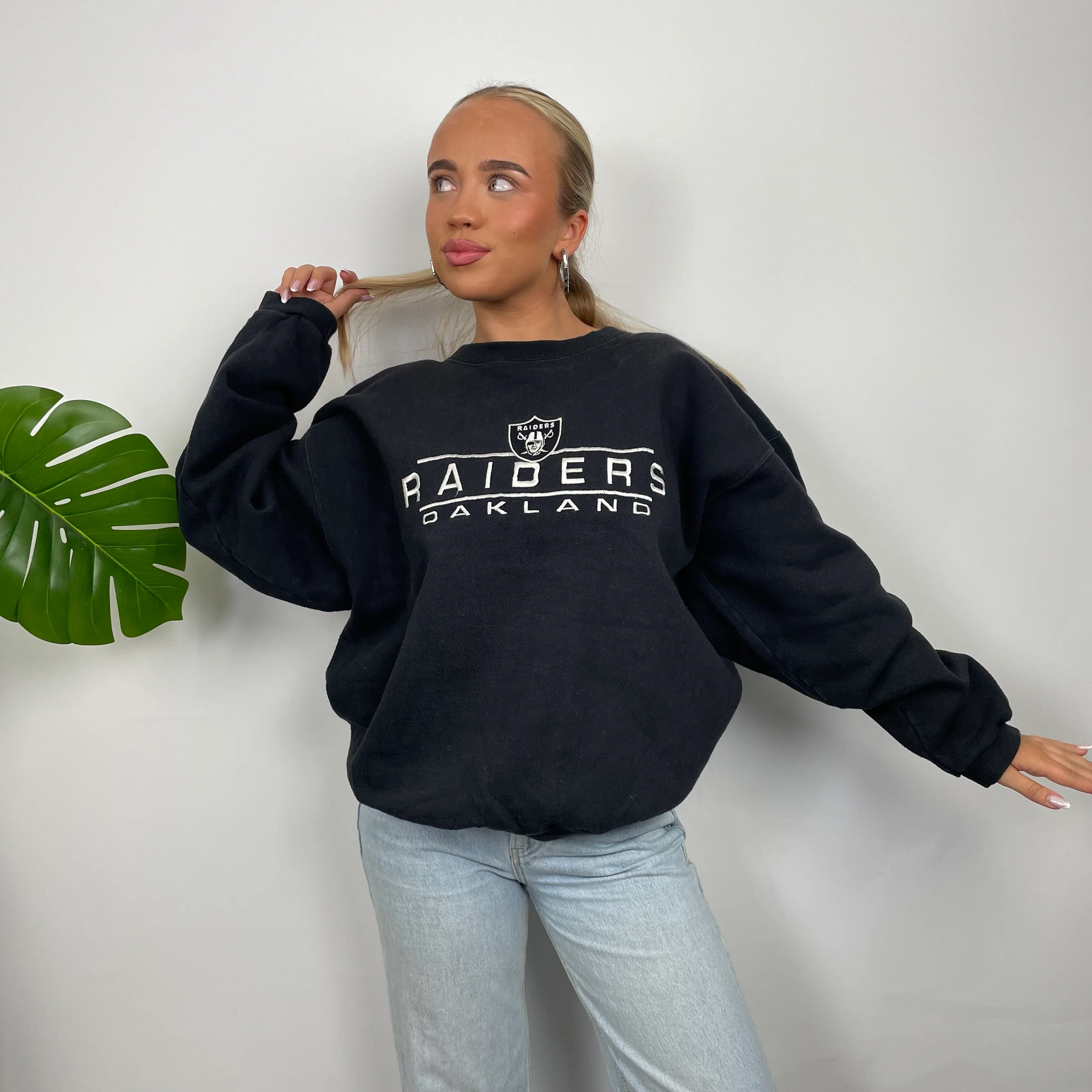 NFL Las Vegas Raiders Black Embroidered Spell Out Sweatshirt (M) - Image 4