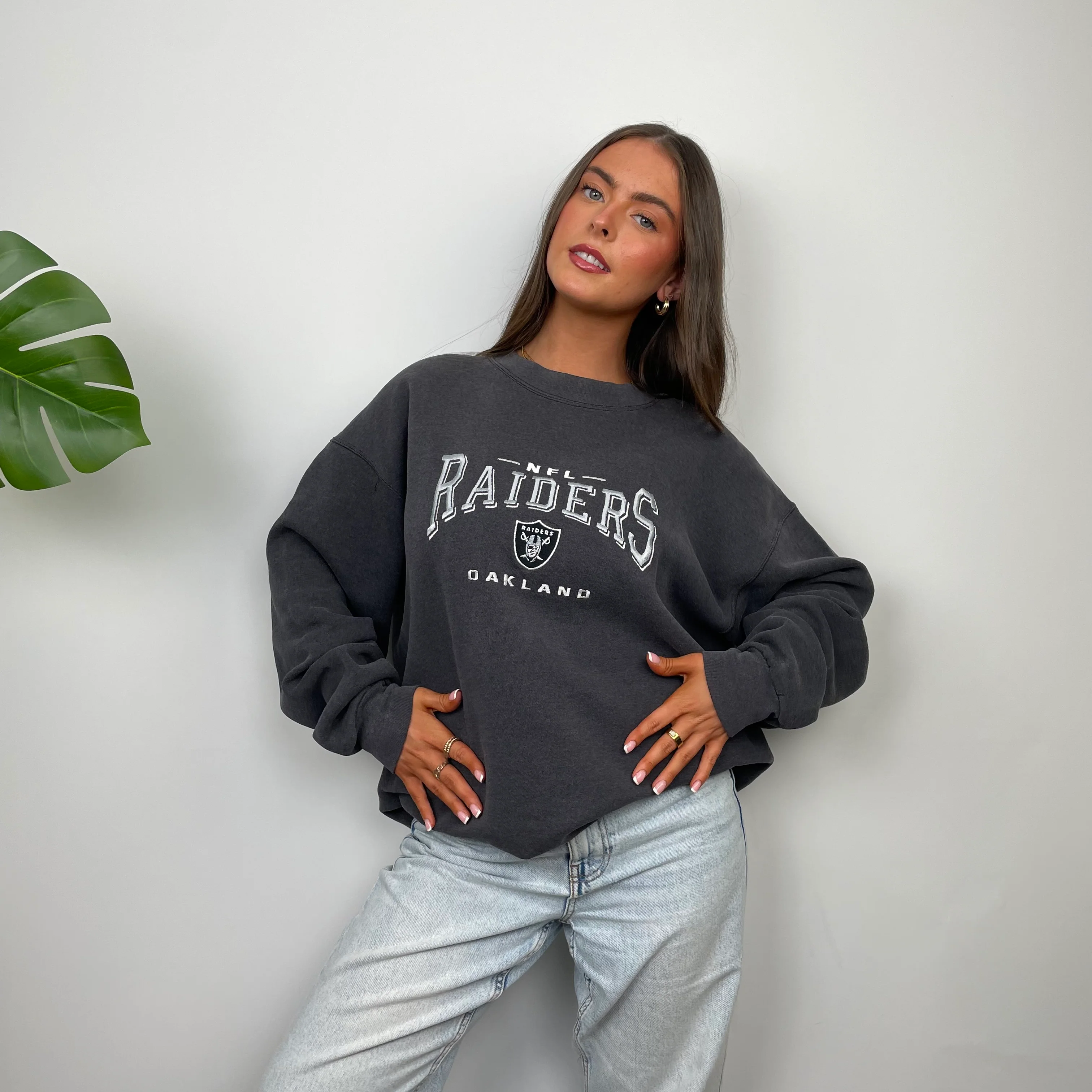 NFL Las Vegas Raiders Grey Embroidered Spell Out Sweatshirt (L) - Image 6