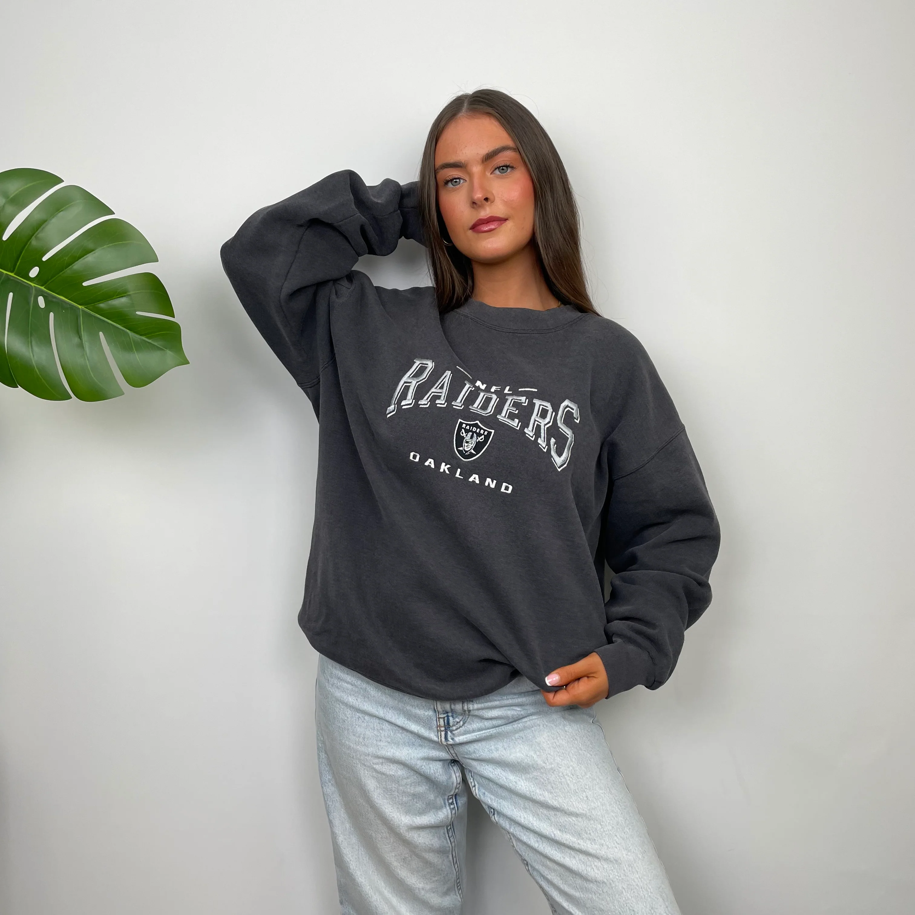 NFL Las Vegas Raiders Grey Embroidered Spell Out Sweatshirt (L) - Image 8