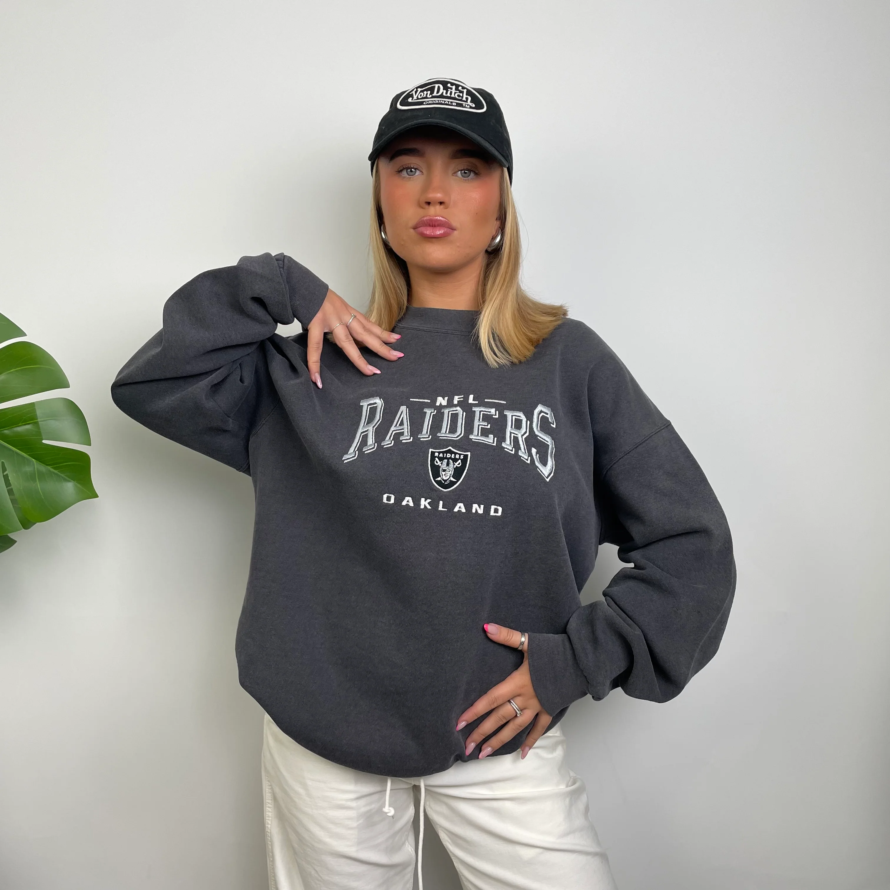 NFL Las Vegas Raiders Grey Embroidered Spell Out Sweatshirt (L) - Image 4