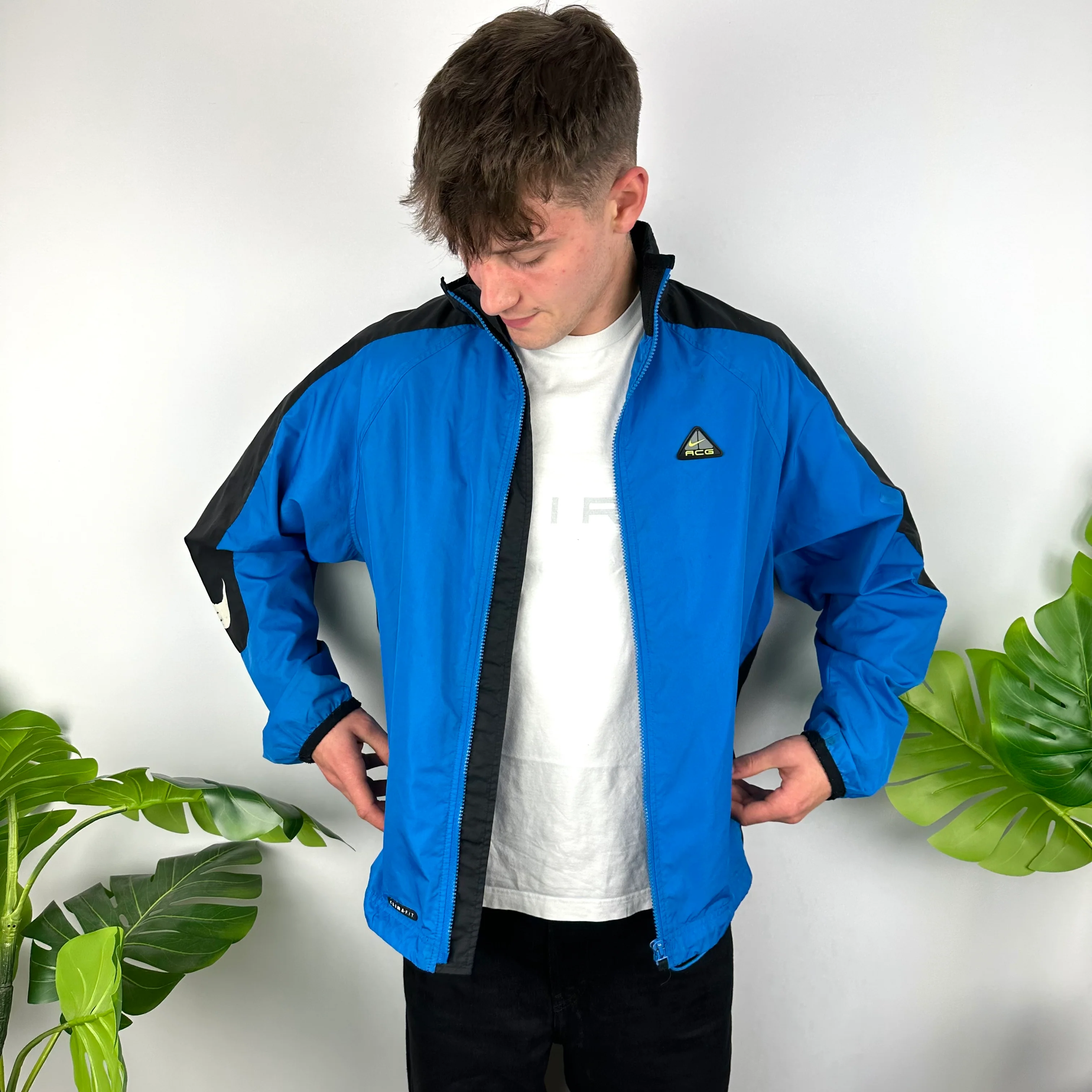 Nike ACG Blue Embroidered Spell Out Windbreaker Jacket (L) - Image 9