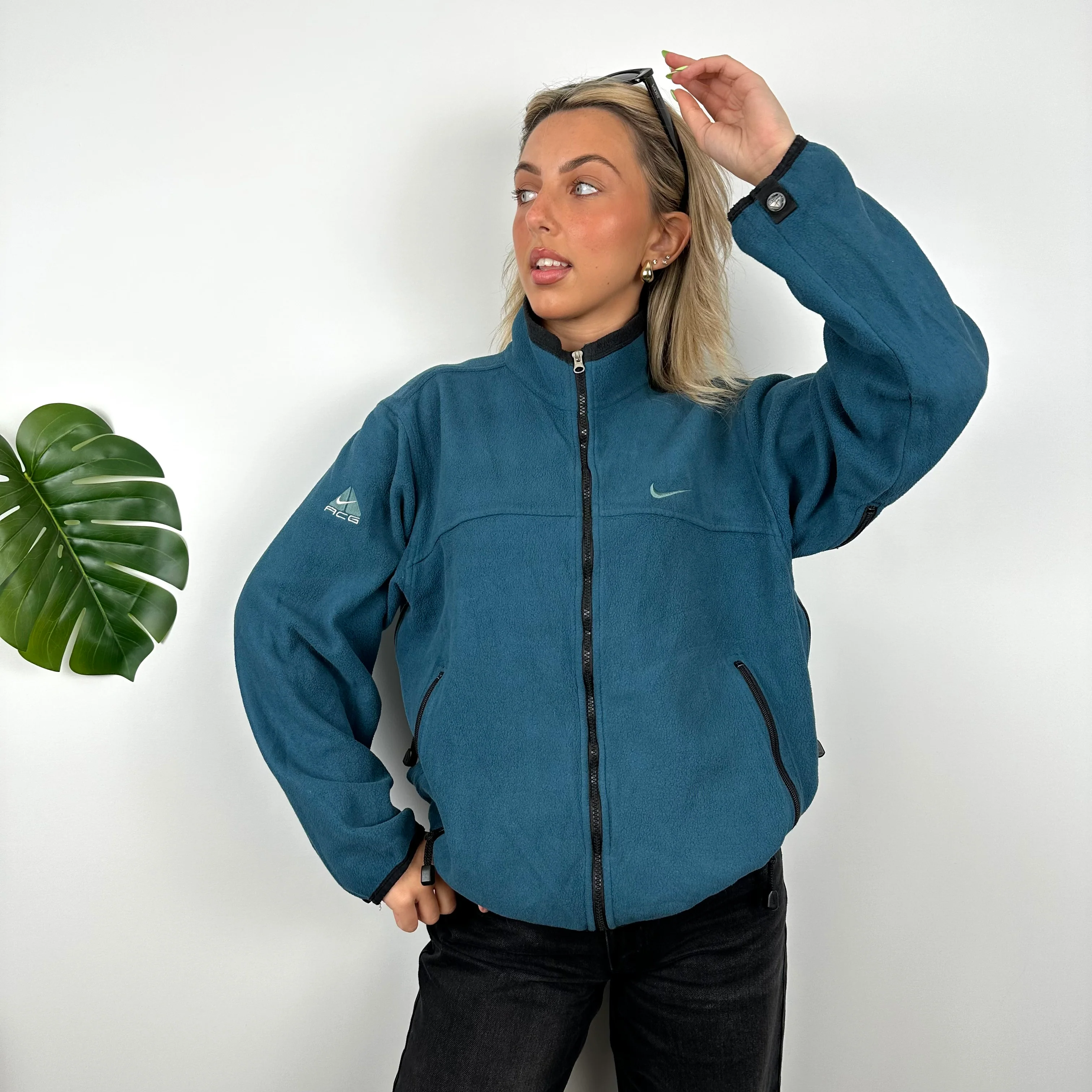 Nike ACG Embroidered Spell Out Teddy Bear Fleece Zip Up Jacket (S) - Image 2