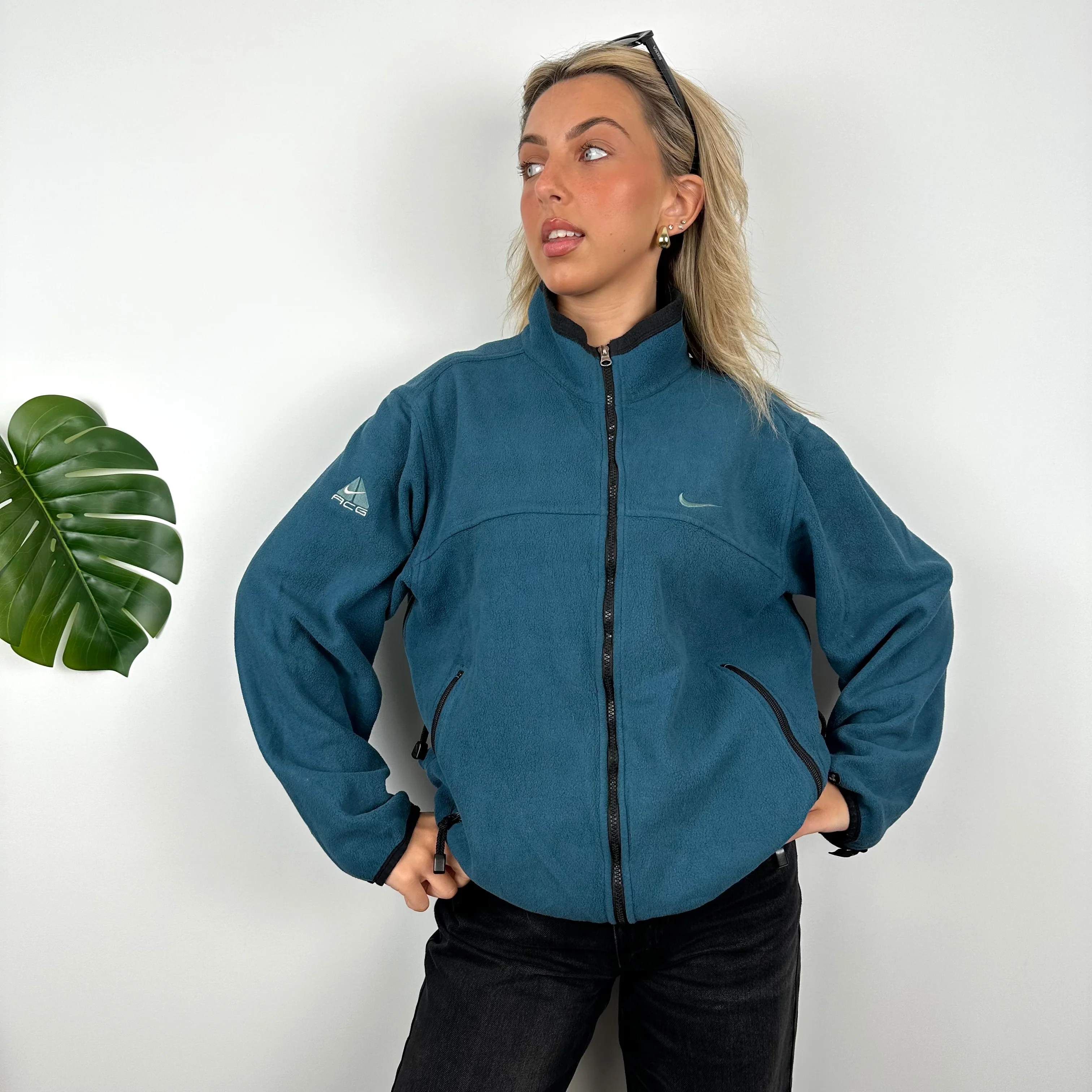 Nike ACG Embroidered Spell Out Teddy Bear Fleece Zip Up Jacket (S) - Image 4