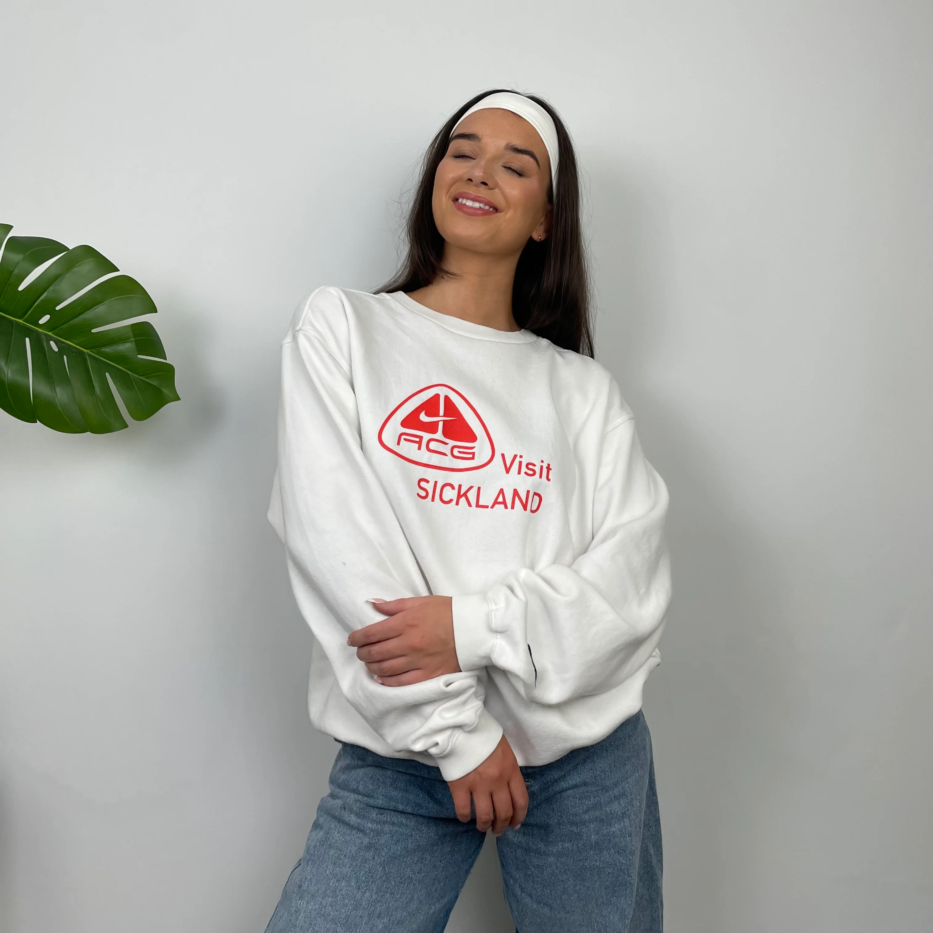 Nike ACG RARE White Embroidered Spell Out Sweatshirt (L) - Image 2